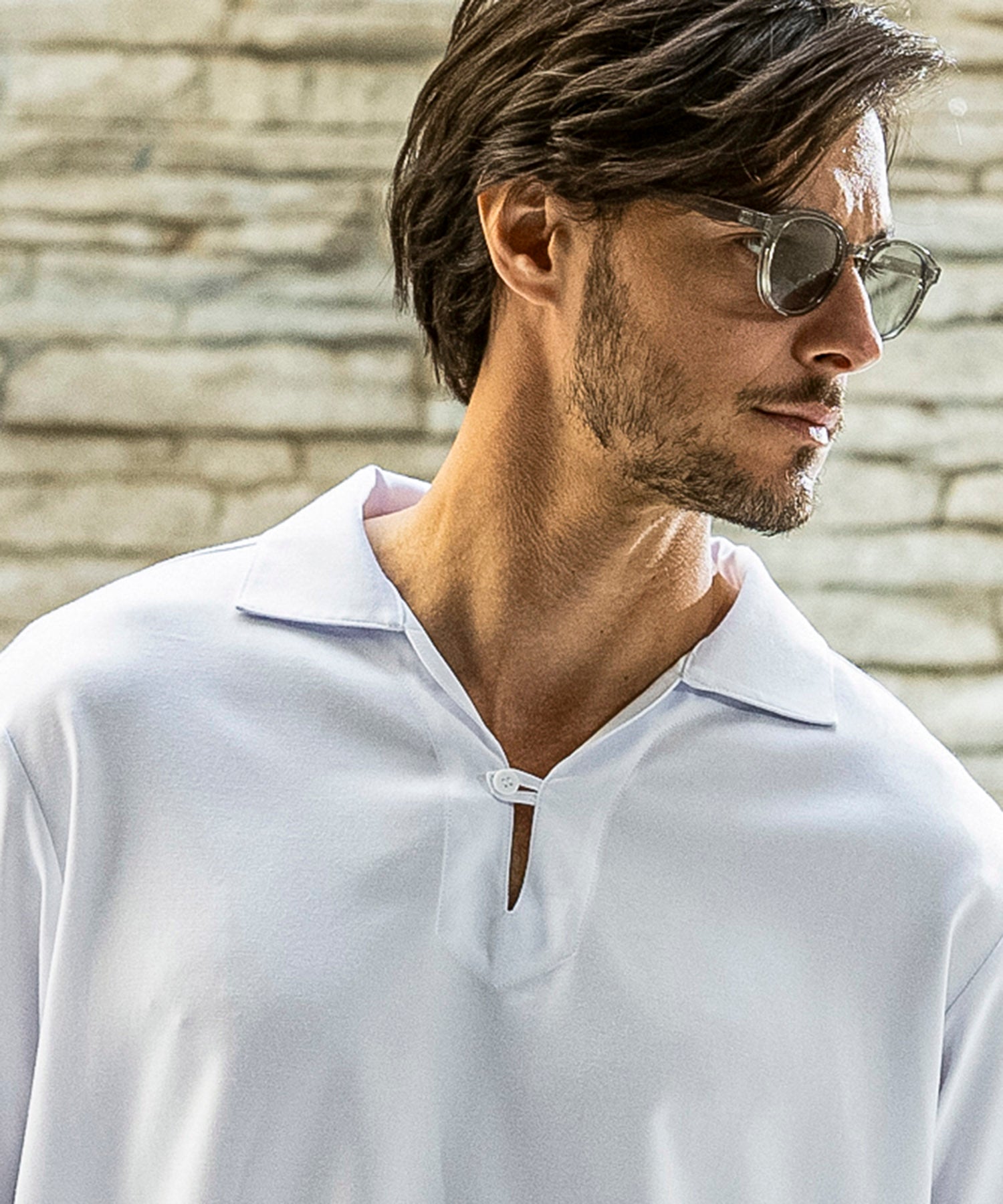 エイケイエムコンテンポラリー AKM Contemporary スキッパープルオーバーシャツ 半袖シャツ (オフホワイト) オフホワイト