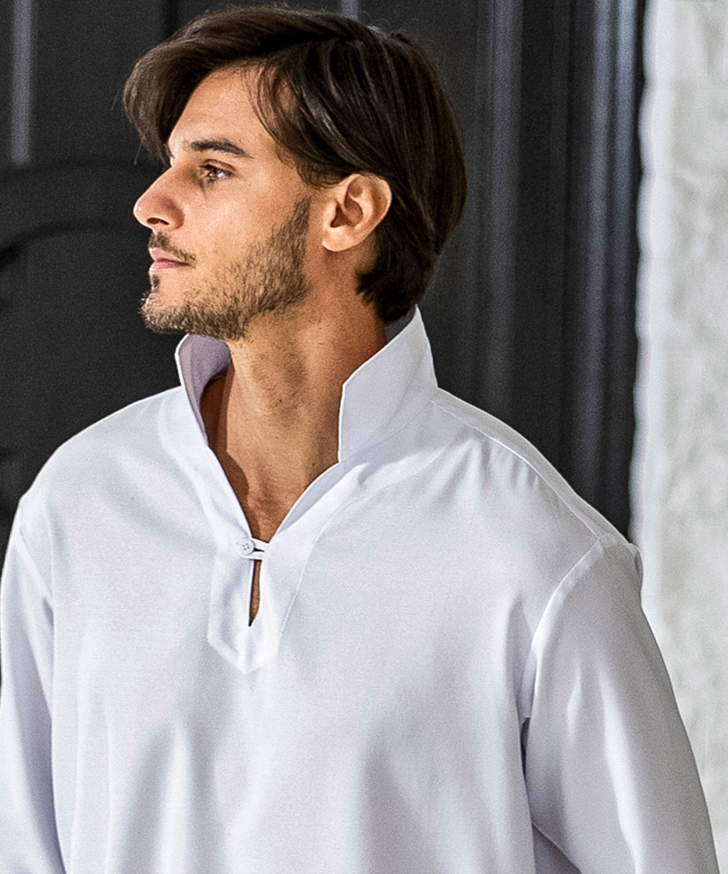 エイケイエムコンテンポラリー AKM Contemporary スキッパープルオーバーシャツ 半袖シャツ (オフホワイト) オフホワイト