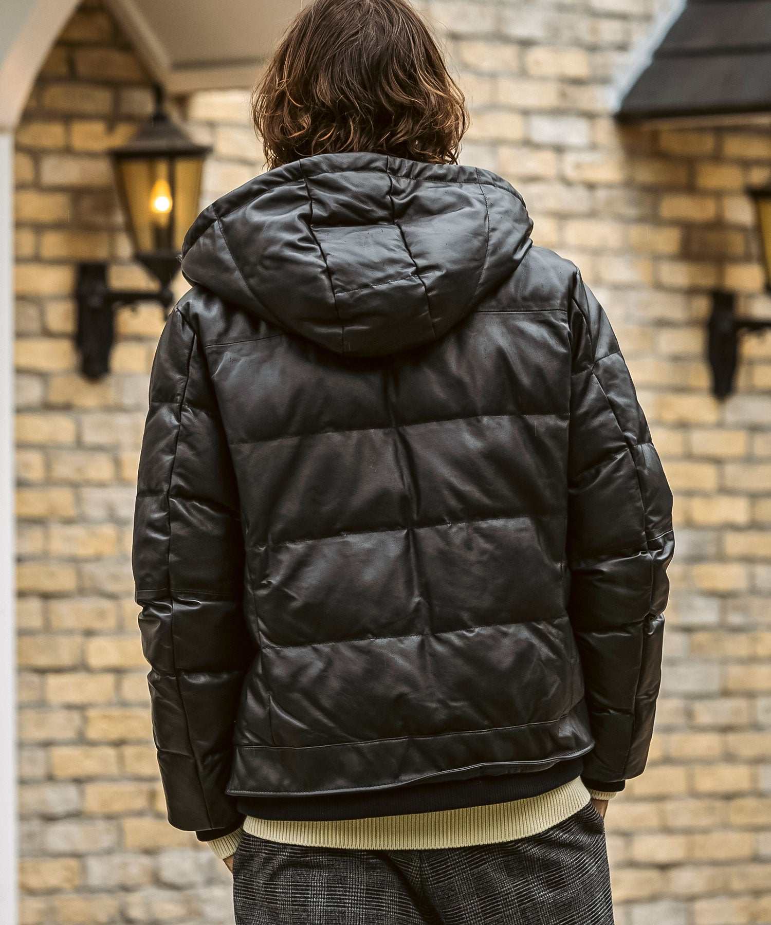 エイケイエムコンテンポラリー AKM Contemporary キルティング レザーレイヤード ダウンジャケット(保温性/防風性) (ブラック) ブラック