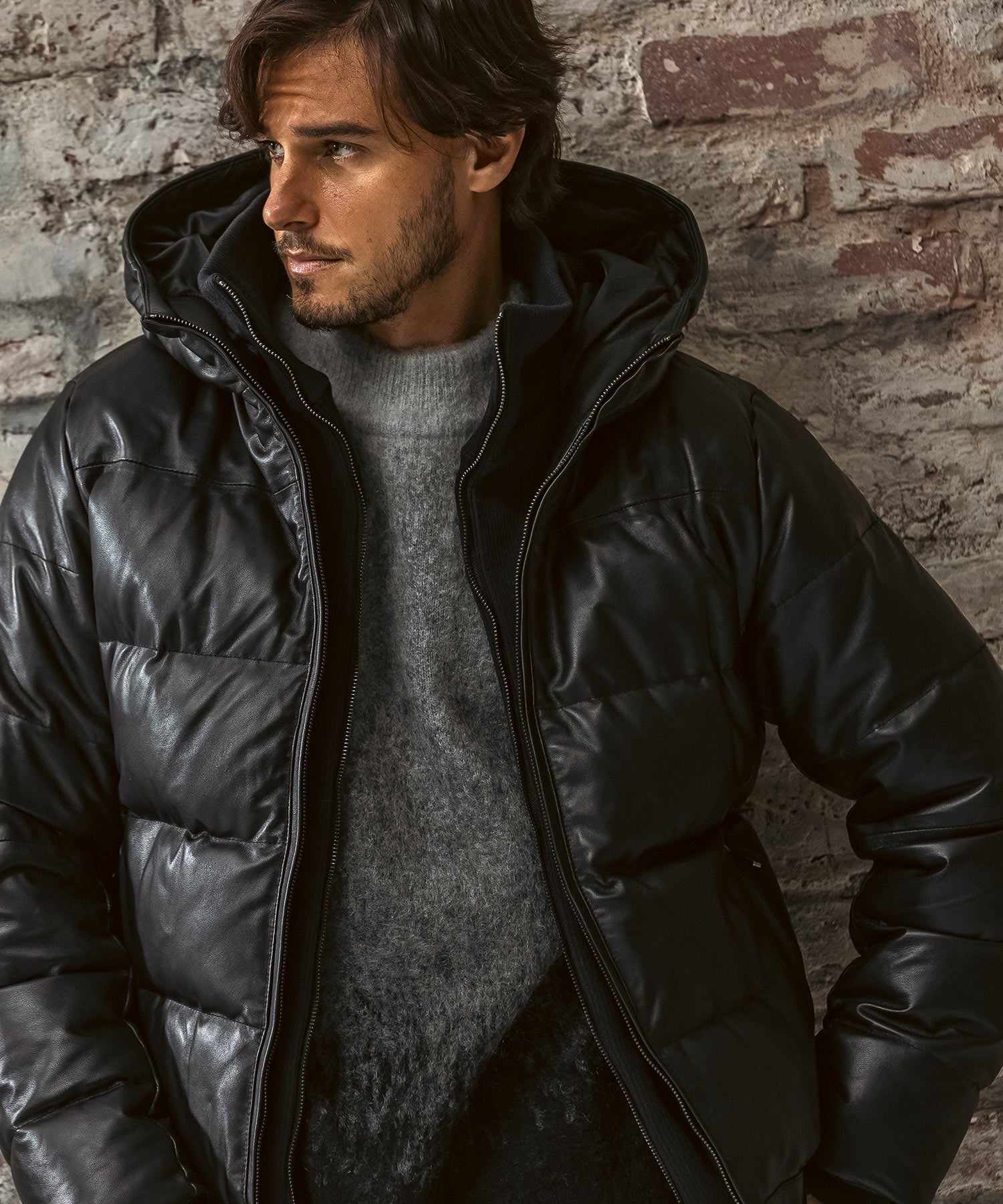 エイケイエムコンテンポラリー AKM Contemporary キルティング レザーレイヤード ダウンジャケット(保温性/防風性) (ブラック) ブラック