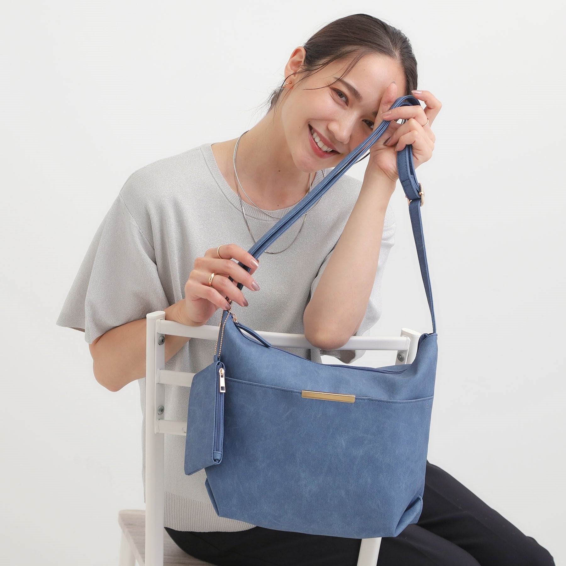 シューラルー SHOO・LA・RUE ダブルフェイスショルダーバッグ (ブルー(093)) ブルー(093)