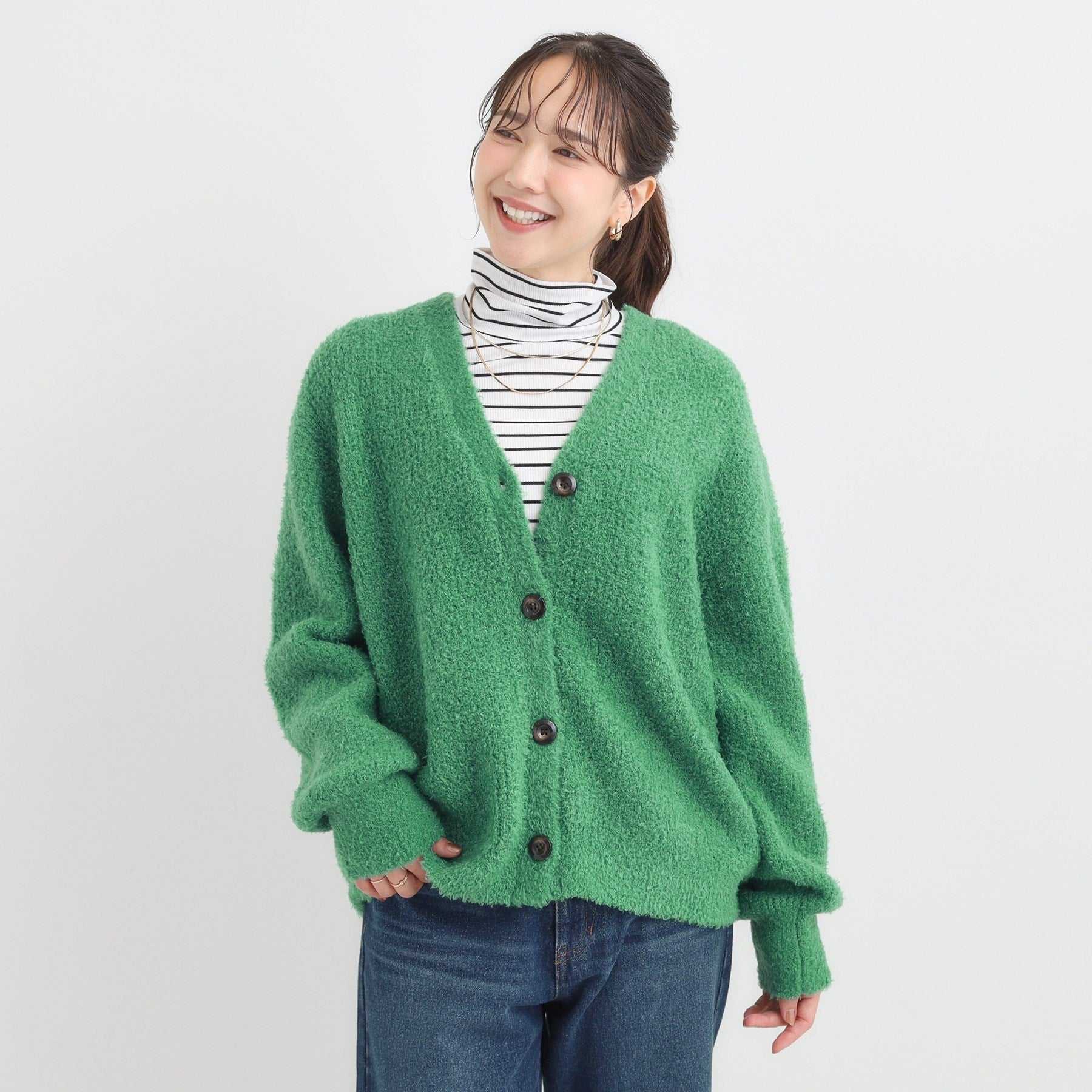 シューラルー SHOO・LA・RUE プードルフェザーVニットカーデ (ライトベージュ(051)) ライトベージュ(051)