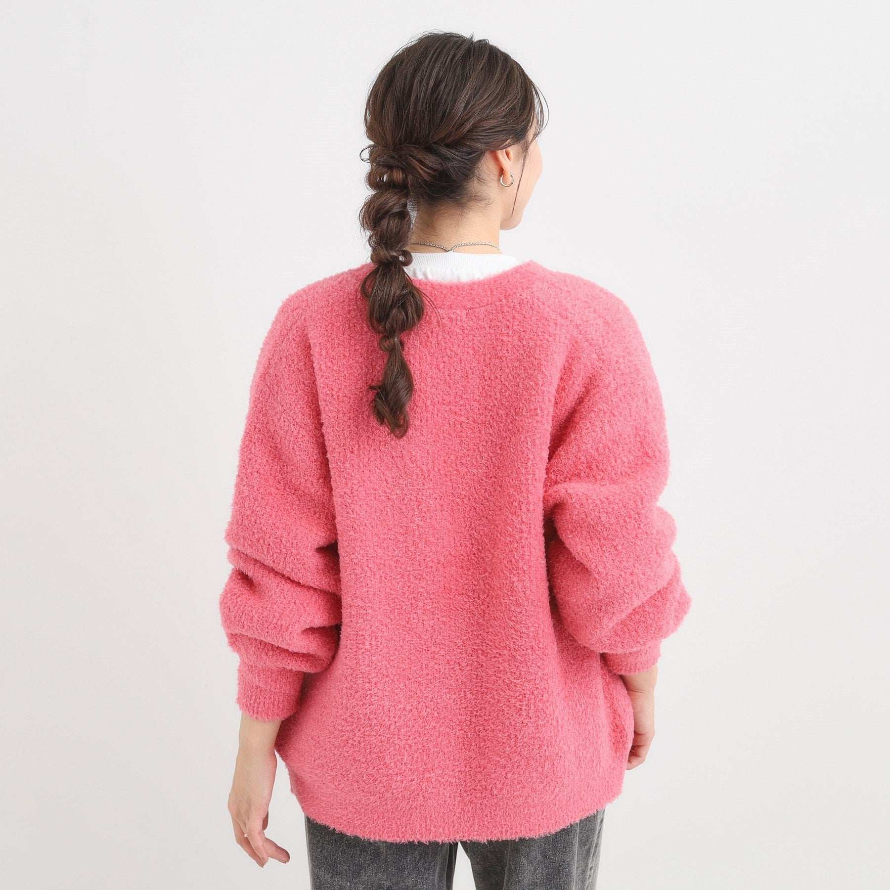 シューラルー SHOO・LA・RUE プードルフェザーVニットカーデ (ライトベージュ(051)) ライトベージュ(051)