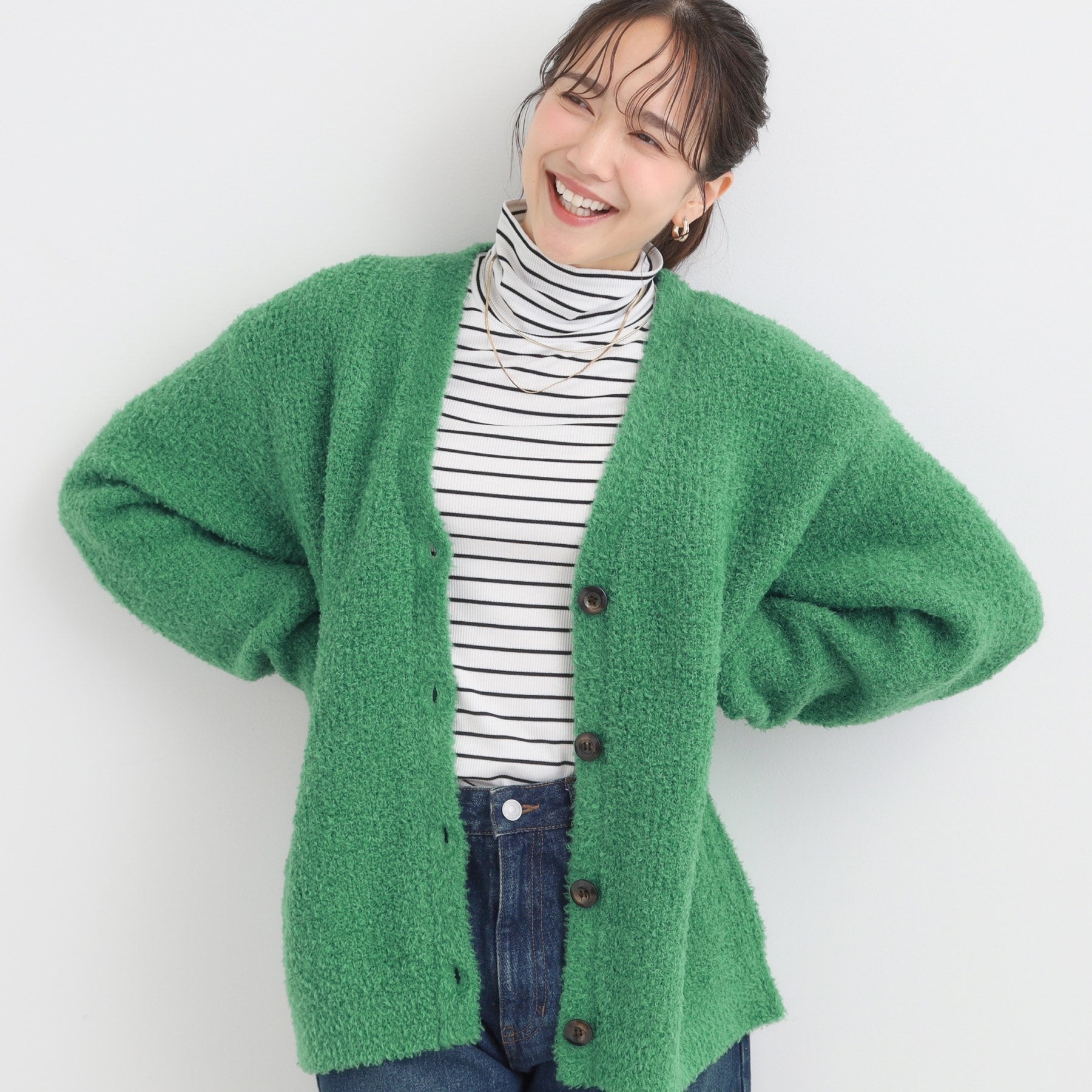 シューラルー SHOO・LA・RUE プードルフェザーVニットカーデ (グリーン(022)) グリーン(022)