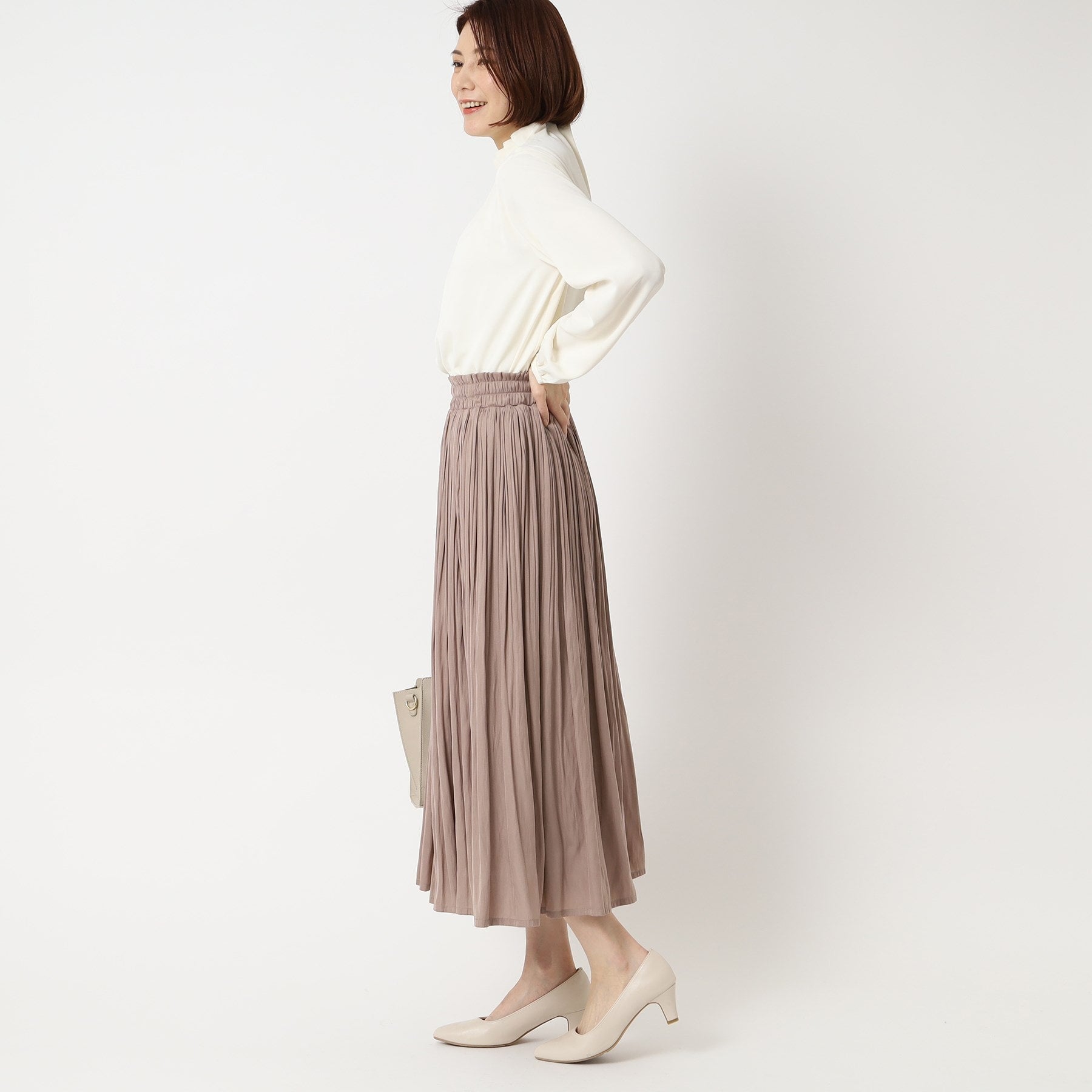 シューラルー SHOO・LA・RUE サテンプリーツスカート