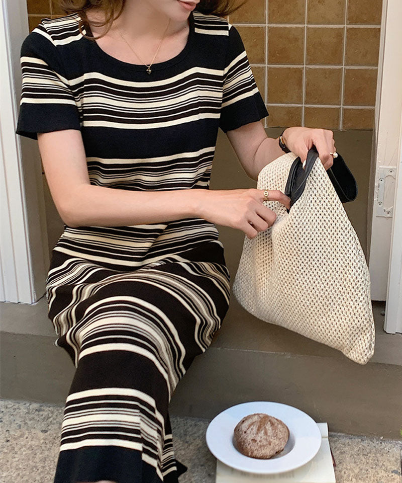 ショッピングゴー shoppinggo ニットワンピース ボーダー柄 ロング丈 半袖 スクエアネック マキシ丈 フェミニン 切り替え レトロ レデイーズ 韓国ファッション