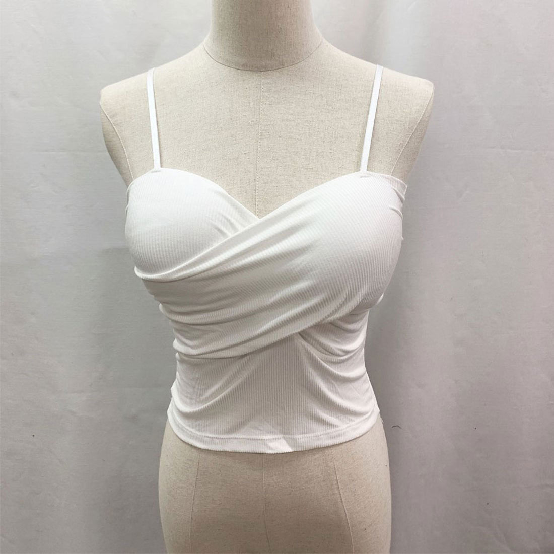 ショッピングゴー shoppinggo キャミソール カップ付 キャミタンクトップ ブラ 白 黒 パット付 インナー 結婚式 見せブラトップ ブラカバー (ワインレッド) ワインレッド