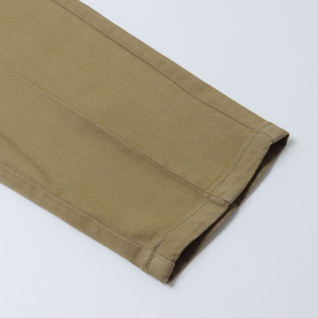 シルビアン ヒーチ SILVIAN HEACH タックPT (MILITARE) MILITARE