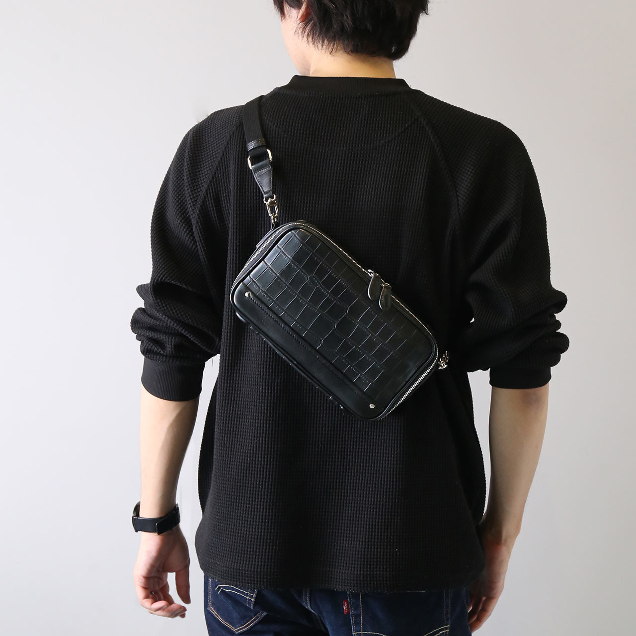 サンキョウショウカイ 三京商会 クロコダイルレザー2way クラッチバッグ ボディバッグ メンズ (ブラック) ブラック