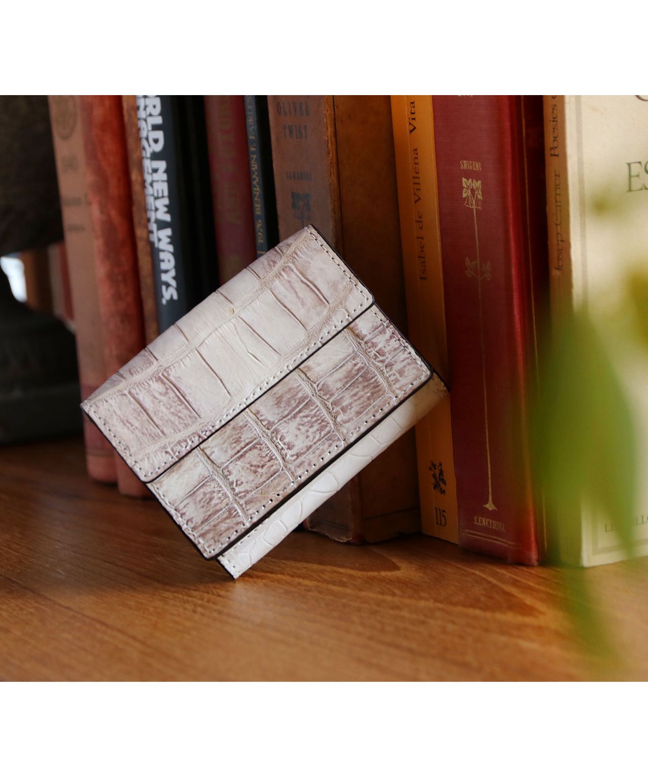 サンキョウショウカイ 三京商会 ヒマラヤクロコダイルレザーコンパクト財布