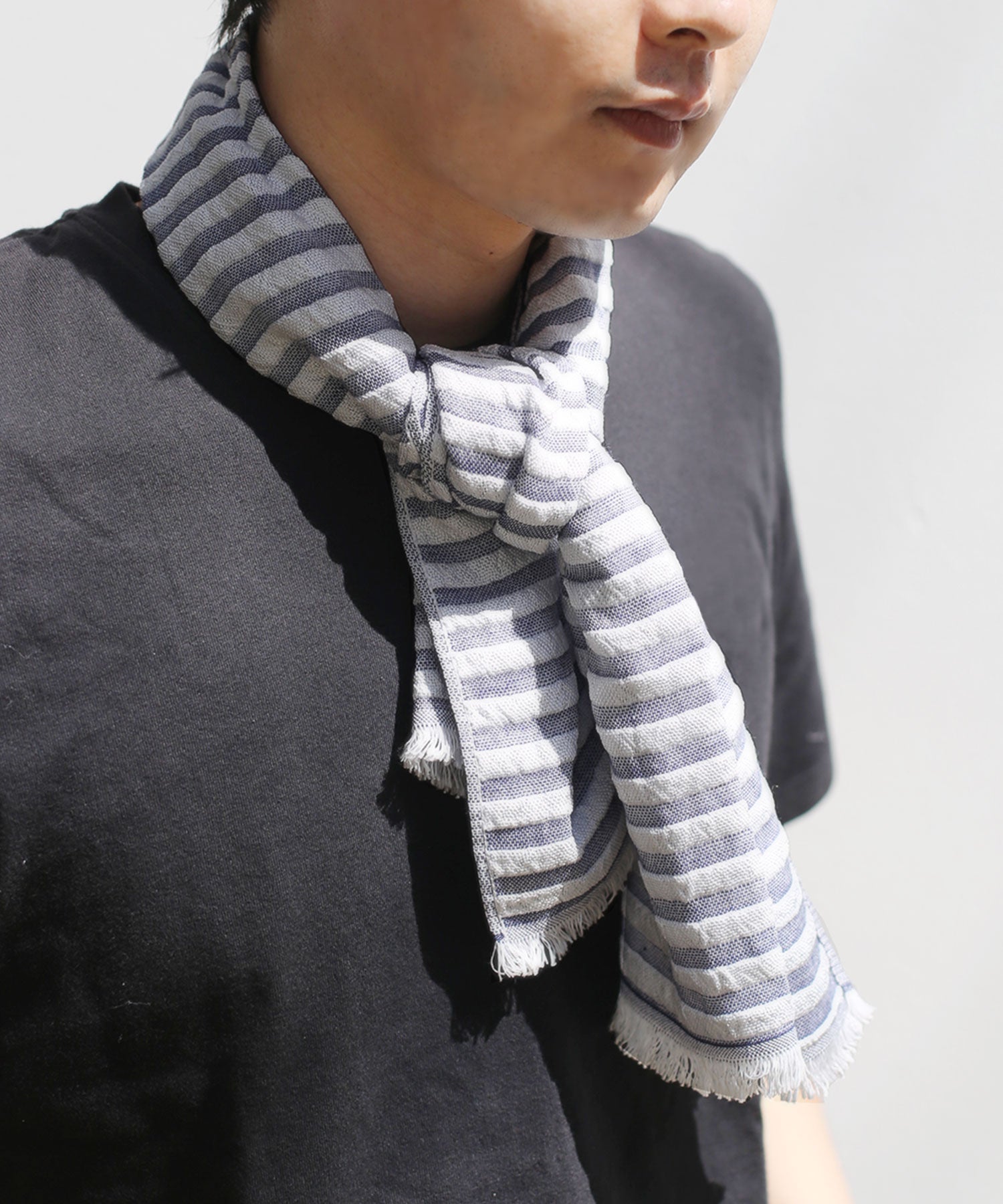 サンキョウショウカイ 三京商会 接触冷感UVカットひんやりタオルマフラー,ボーダーネイビー