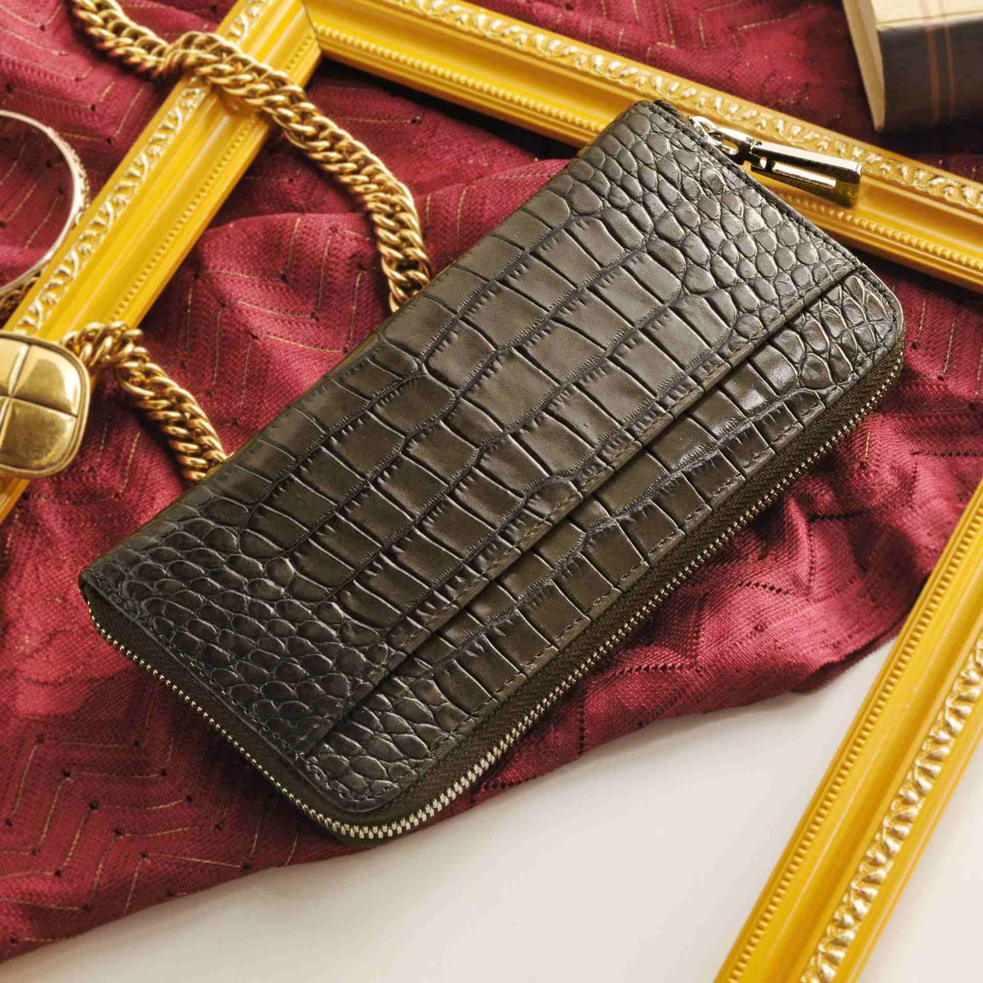 サンキョウショウカイ 三京商会 牛革クロコダイル型押し長財布 (ダークブラウン) ダークブラウン