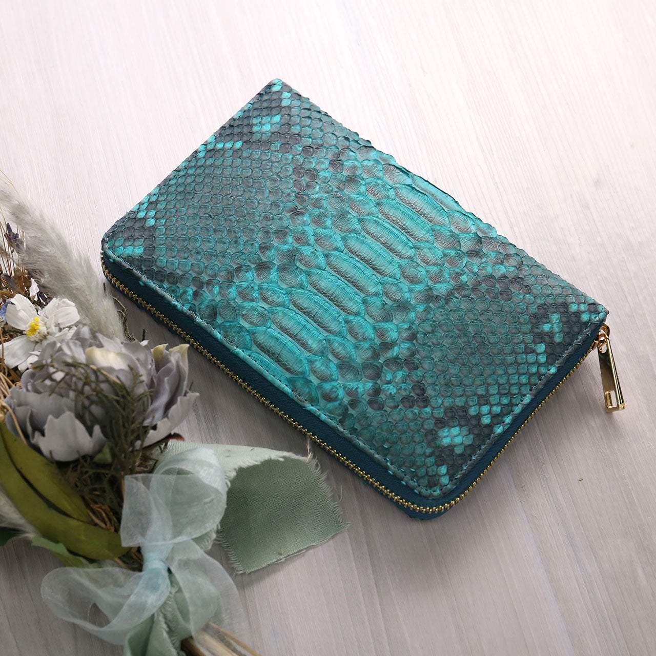 サンキョウショウカイ 三京商会 ダイヤモンドパイソンレザー 通帳ケース (ダークターコイズ) ダークターコイズ