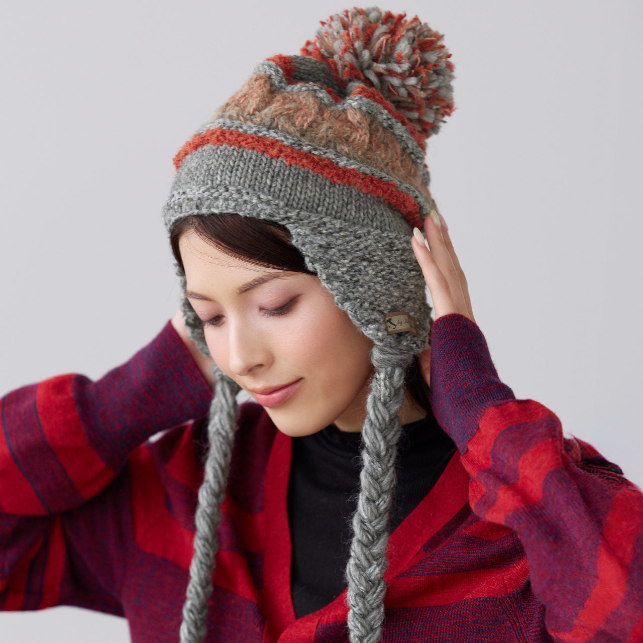 サンキョウショウカイ 三京商会 ニット帽ポンポン耳当て付き (グレー系) グレー系