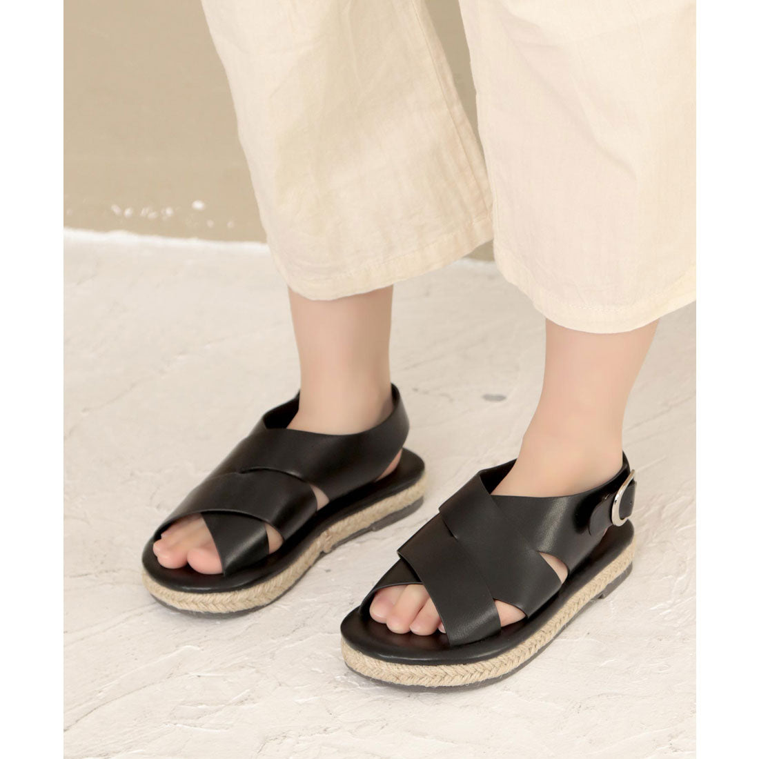 ソロット SOROTTO 【ママとお揃い】ジュートソールのフラットサンダル (KIDS) (ブラック) ブラック
