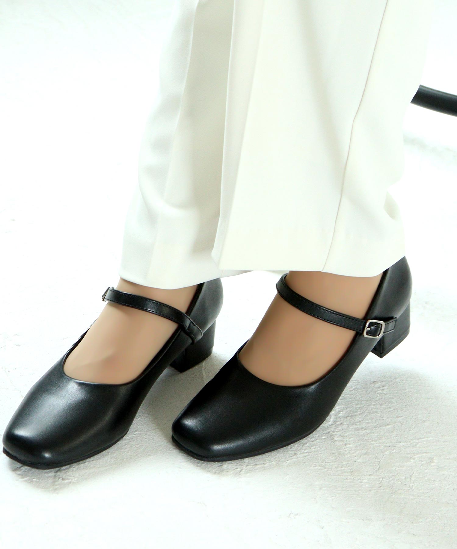 Sorotto Fuka Fuka 3D Insole 3.5cm Low Heel Walkable Strap Pumps