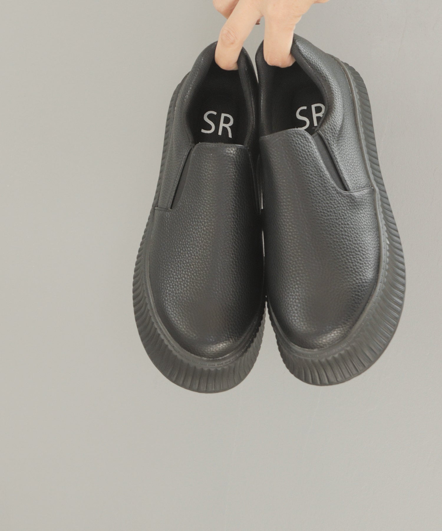 ソロット SOROTTO 軽量厚底 スリッポン スニーカー,ブラック