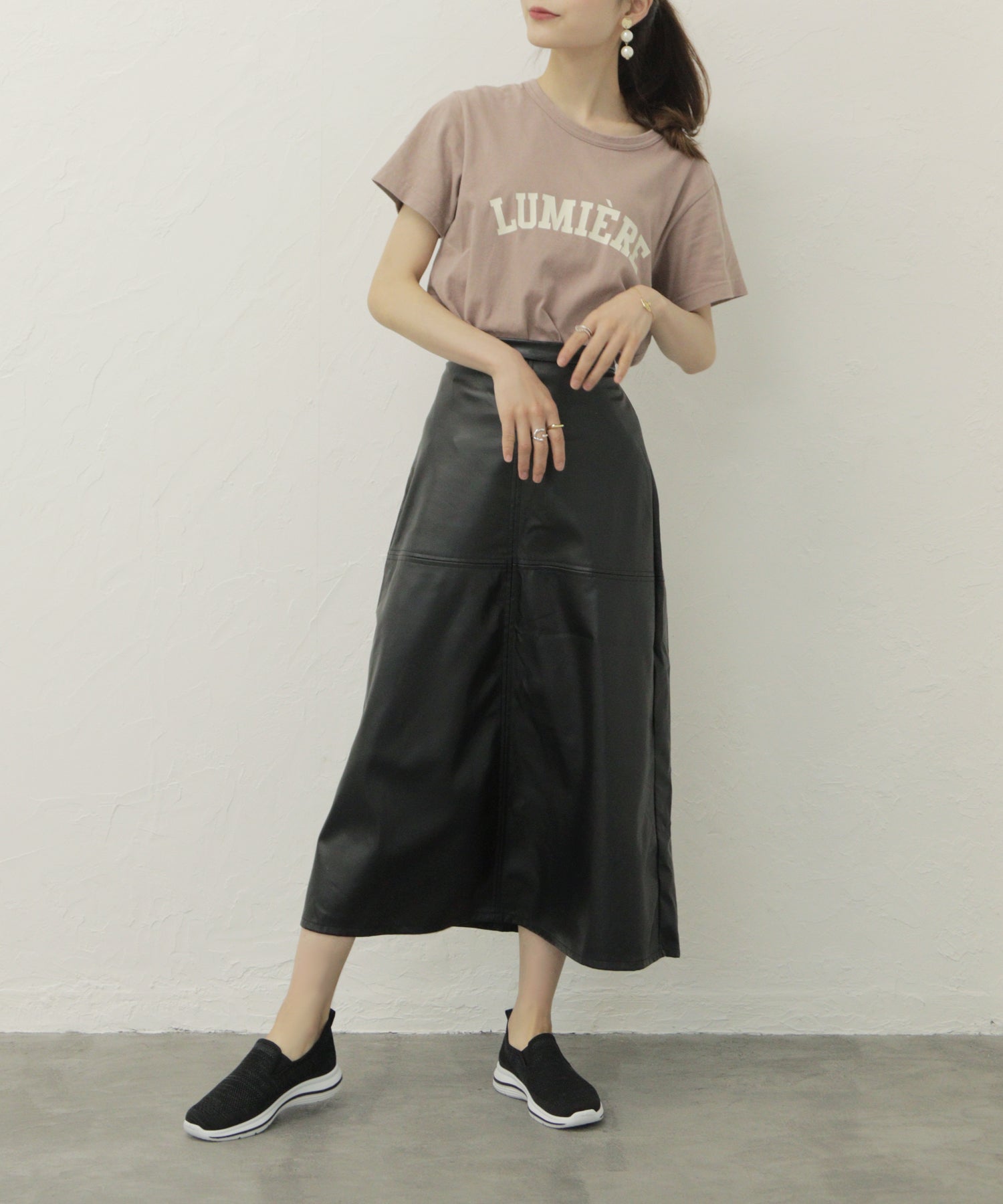 SOROTTO 輕量網布套穿運動鞋