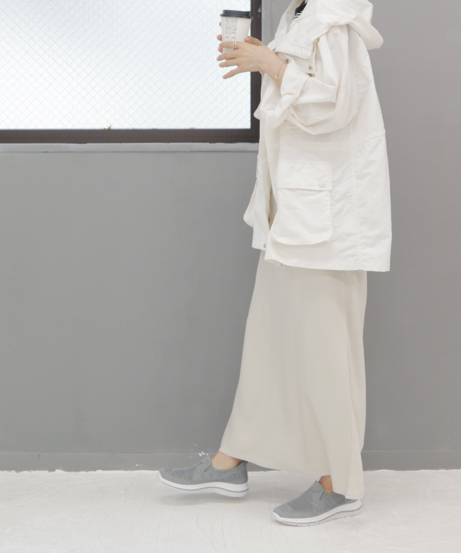 SOROTTO 輕量網布套穿運動鞋