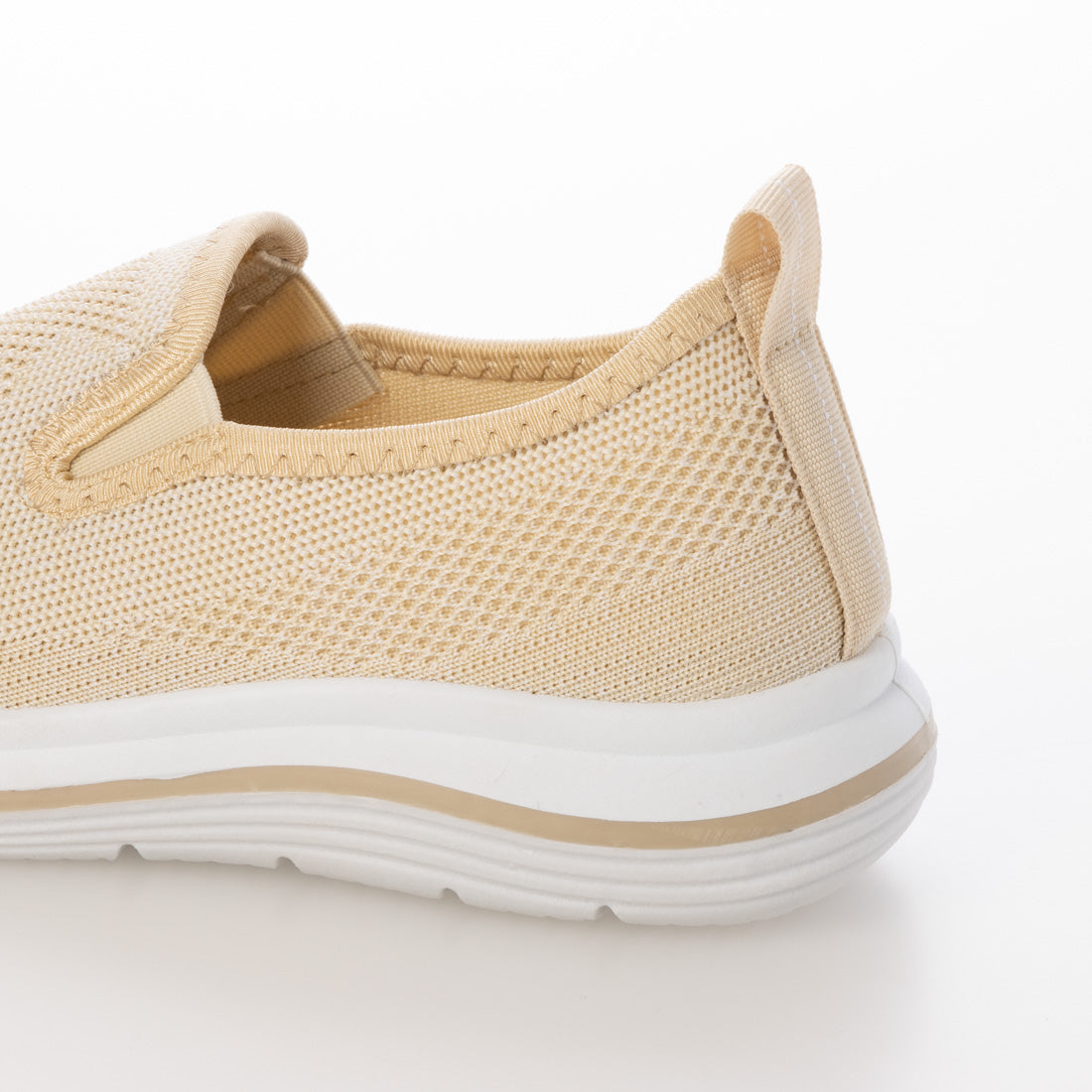 SOROTTO 輕量網布套穿運動鞋