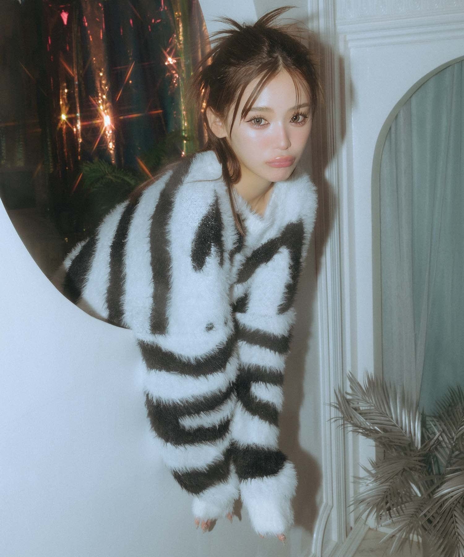 スパイラルガール SPIRALGIRL ゼブラ柄シャギーニット (ホワイト系) ホワイト系