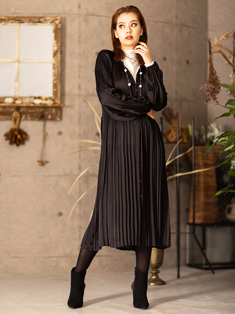 スペッチオ SPECCHIO フェイドアウトクリスタルプリーツ ワンピース