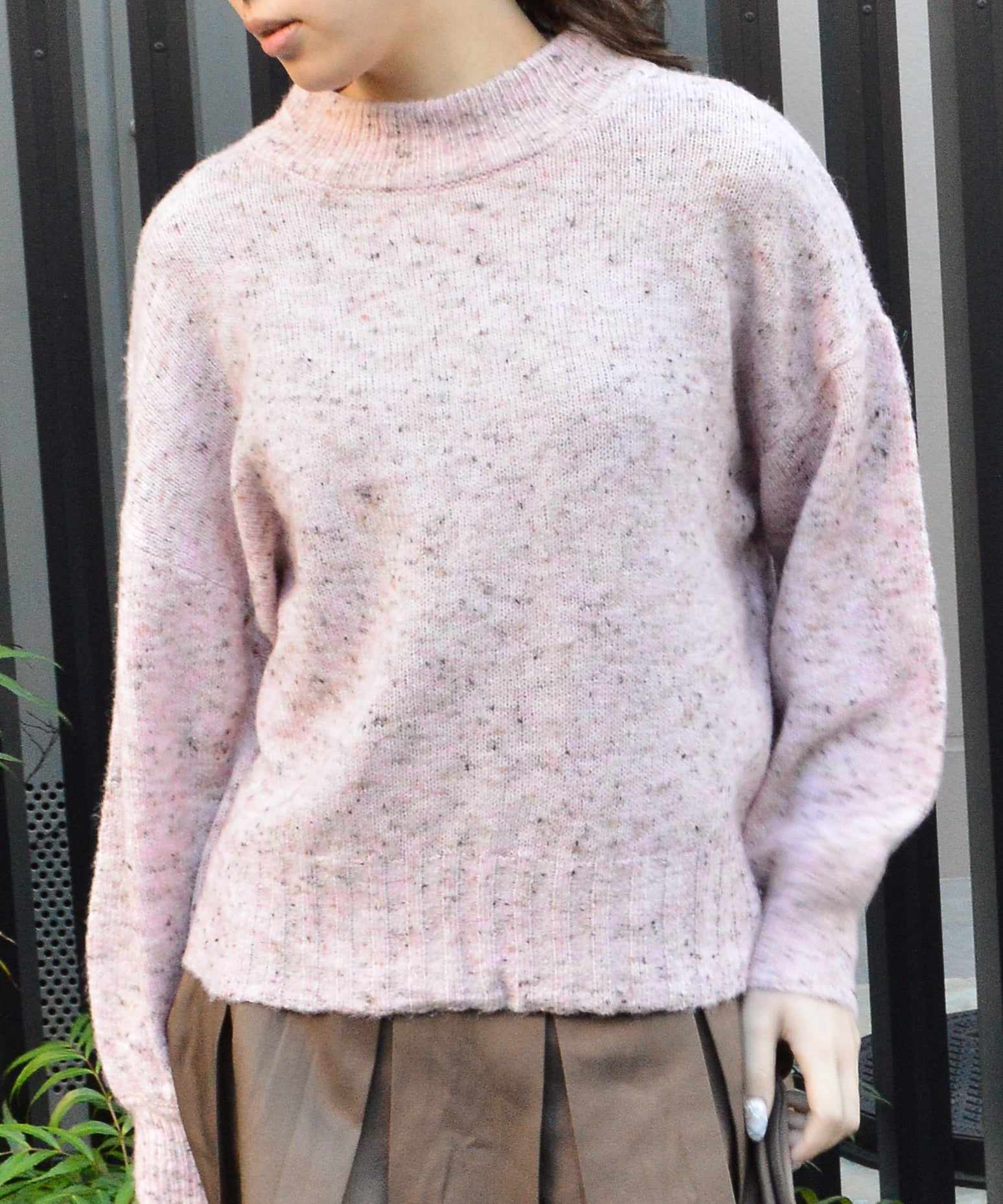 スピリトーゾ Spiritoso モックネックボリュームスリーブニット