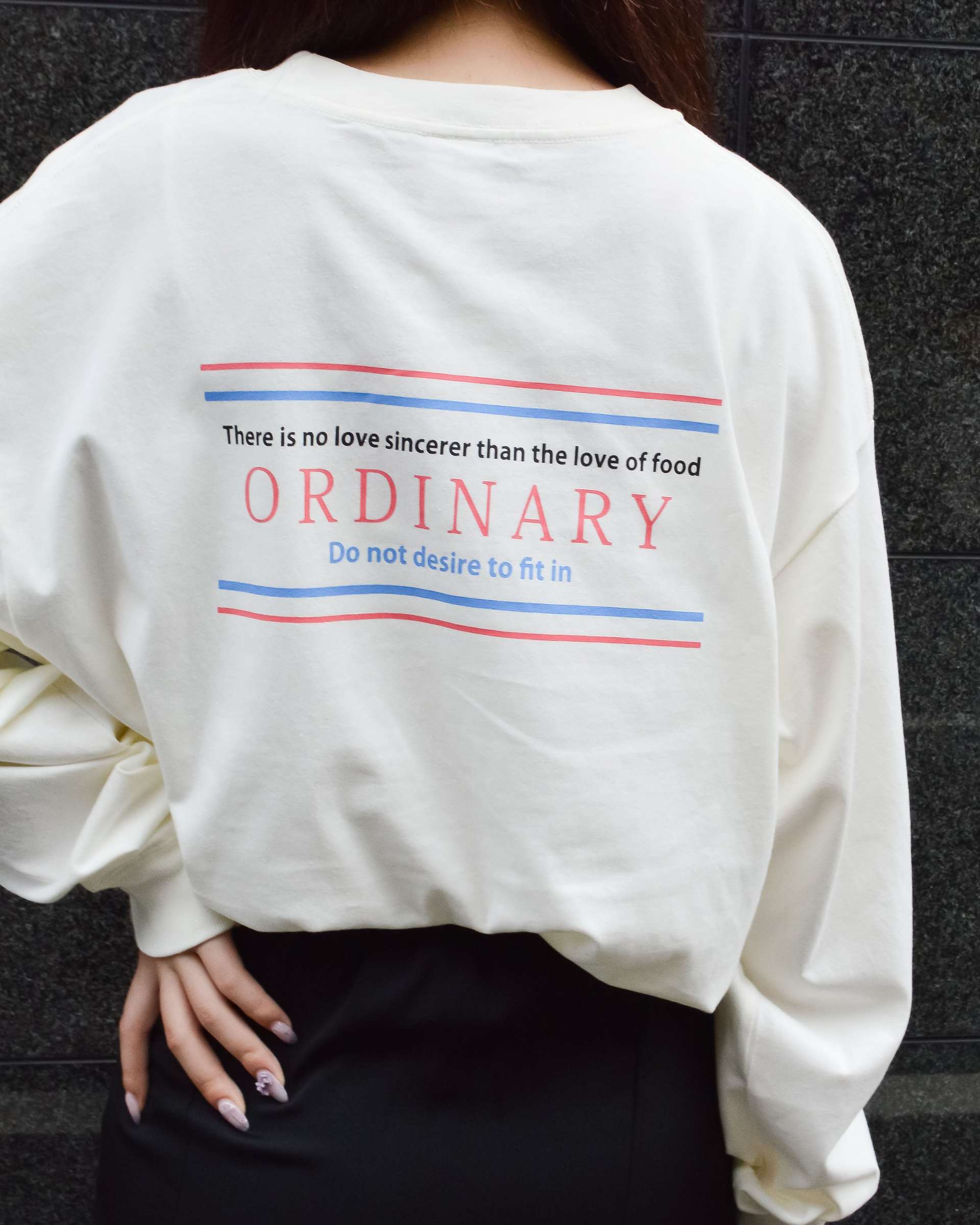 スピリトーゾ Spiritoso ORDINARYプリントTシャツ
