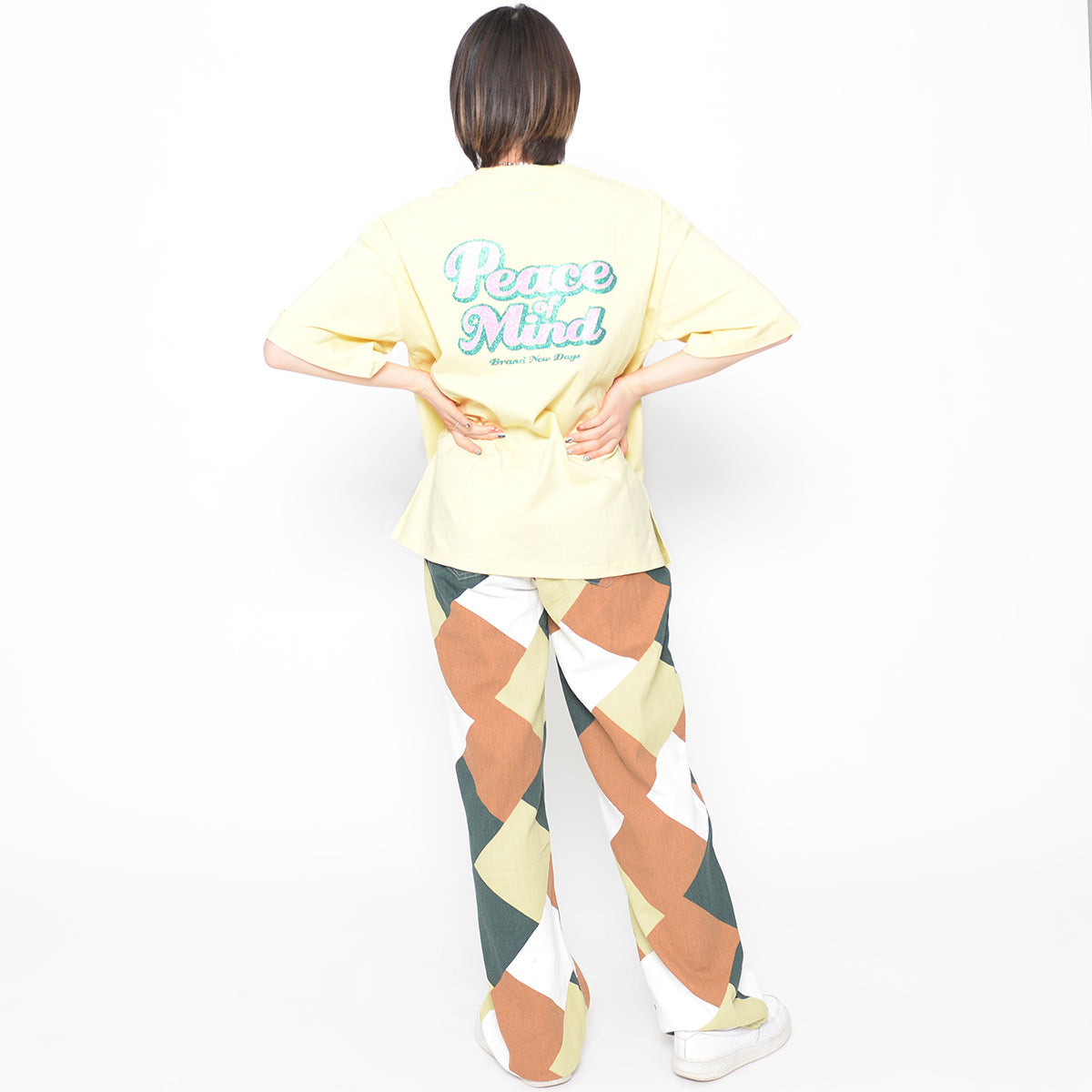 スピリトーゾ Spiritoso Peace Mind ラメプリントロゴTシャツ