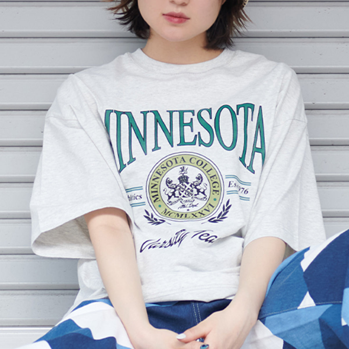 スピリトーゾ Spiritoso MINESOTAカレッジロゴTシャツ