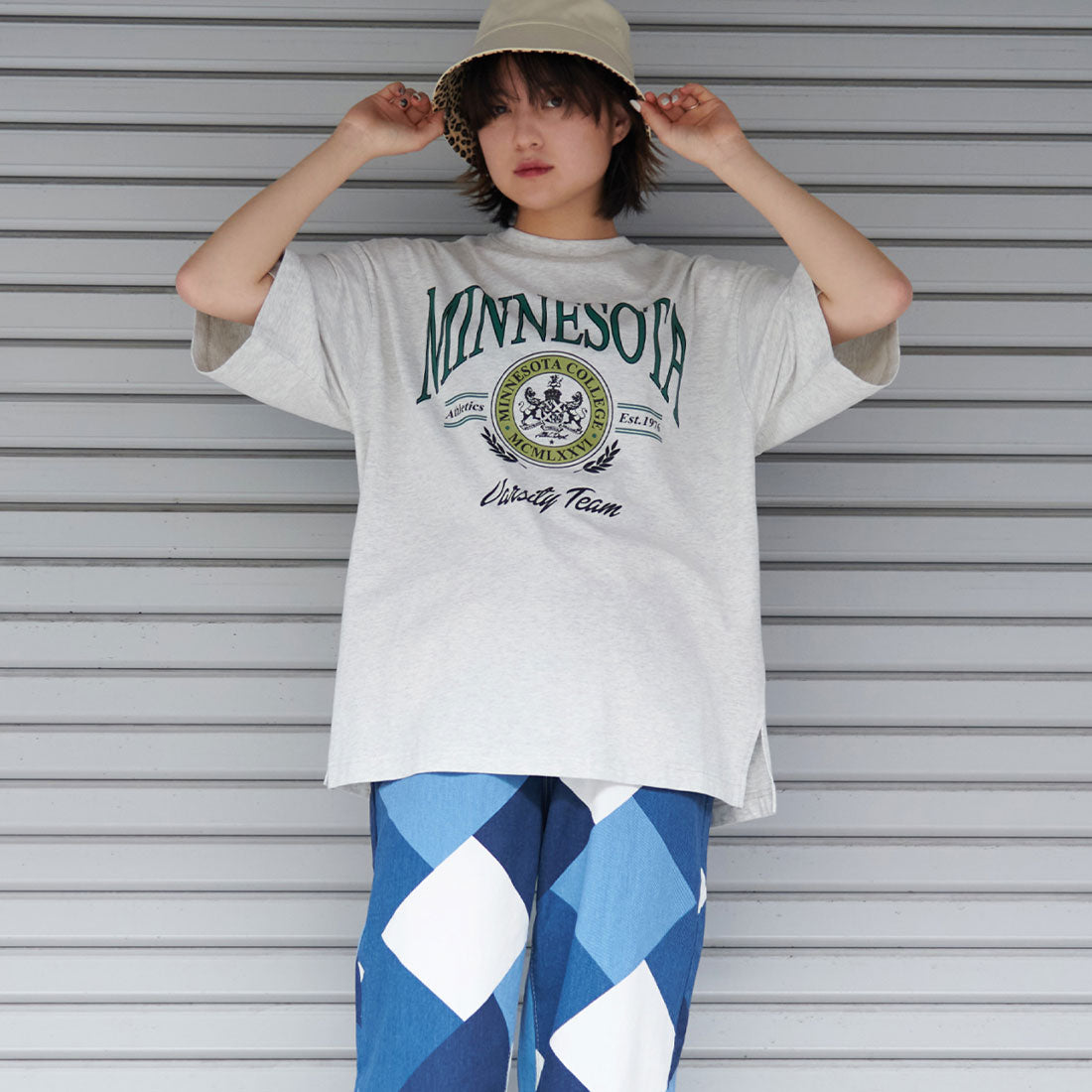 スピリトーゾ Spiritoso MINESOTAカレッジロゴTシャツ