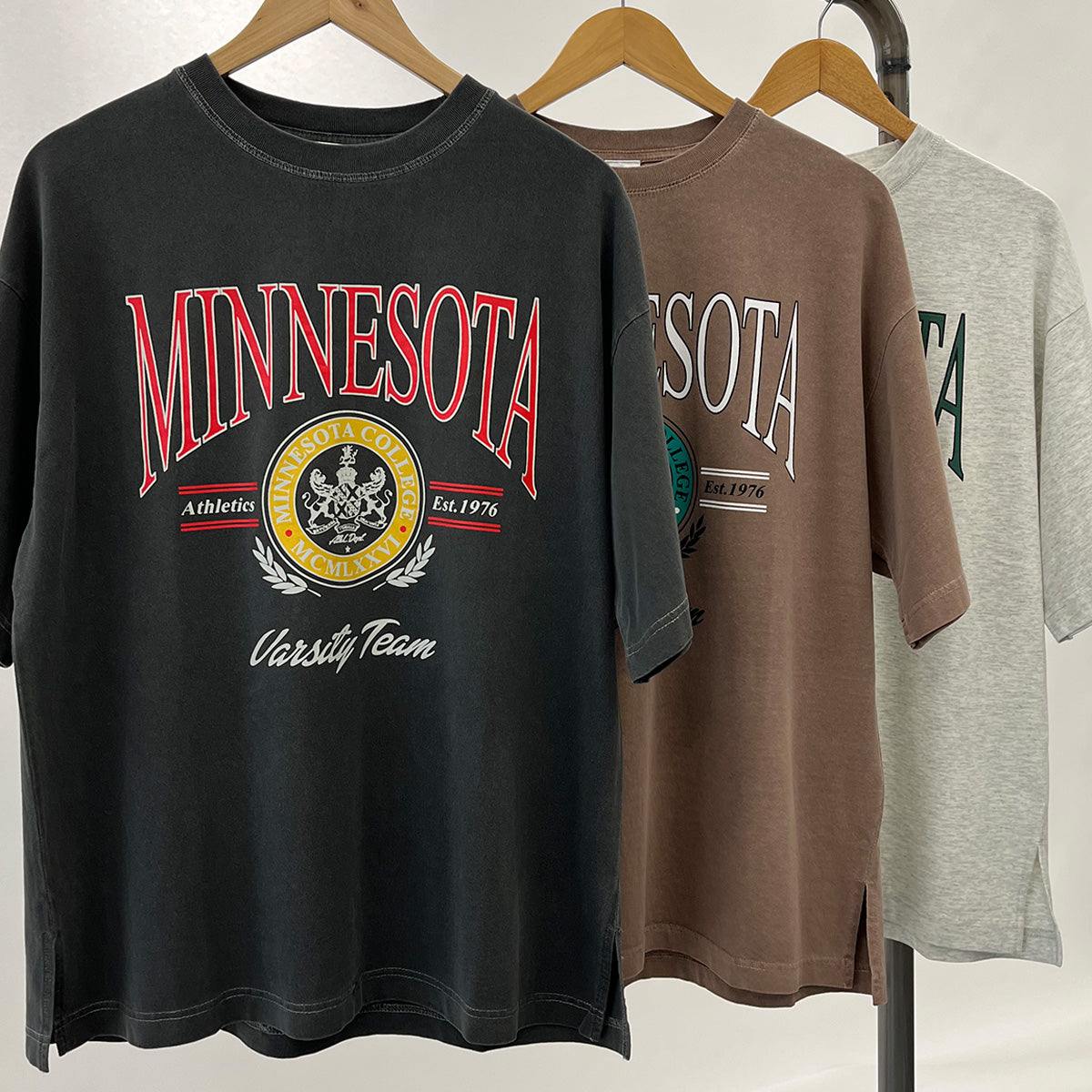 スピリトーゾ Spiritoso MINESOTAカレッジロゴTシャツ