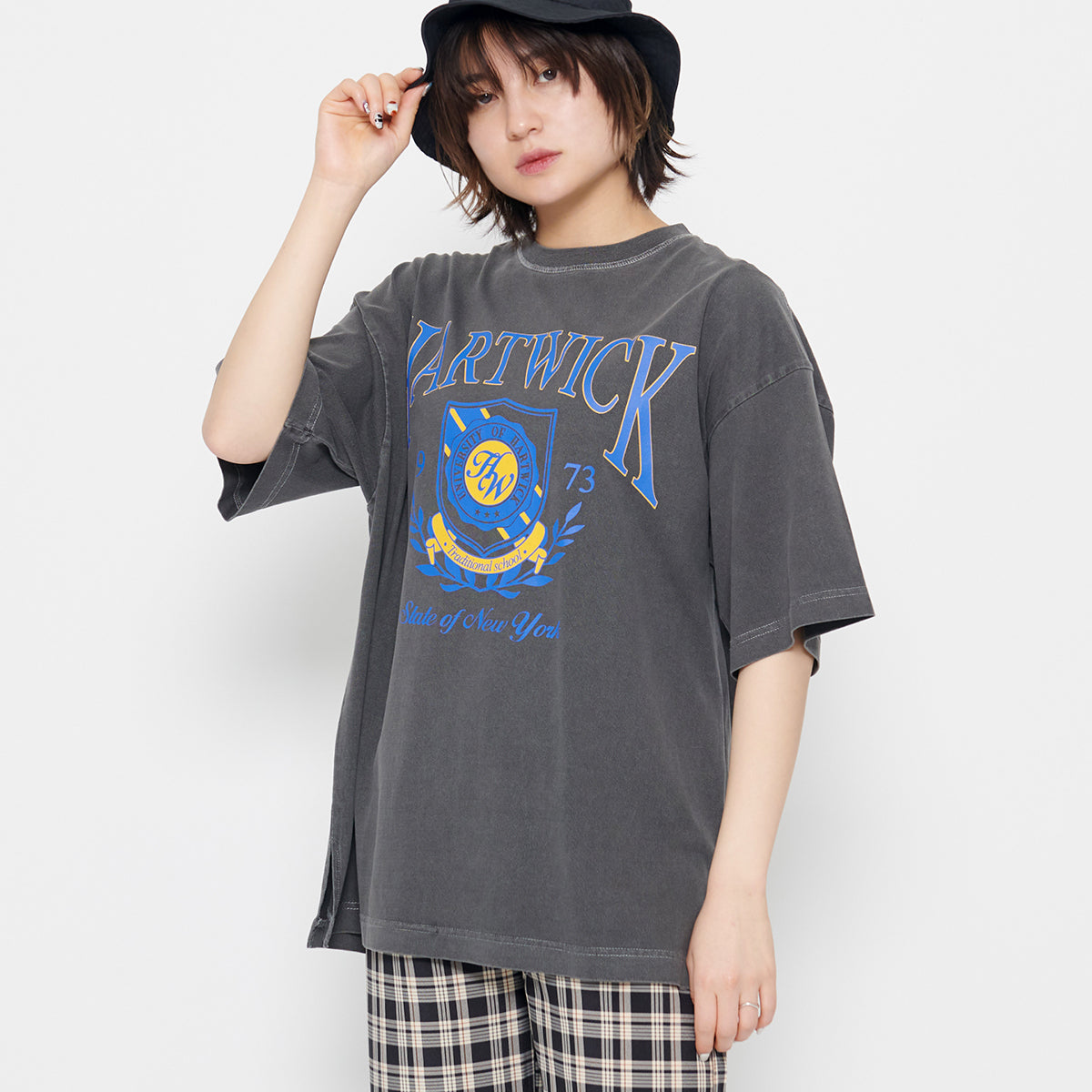 スピリトーゾ Spiritoso HARTWICK カレッジロゴTシャツ