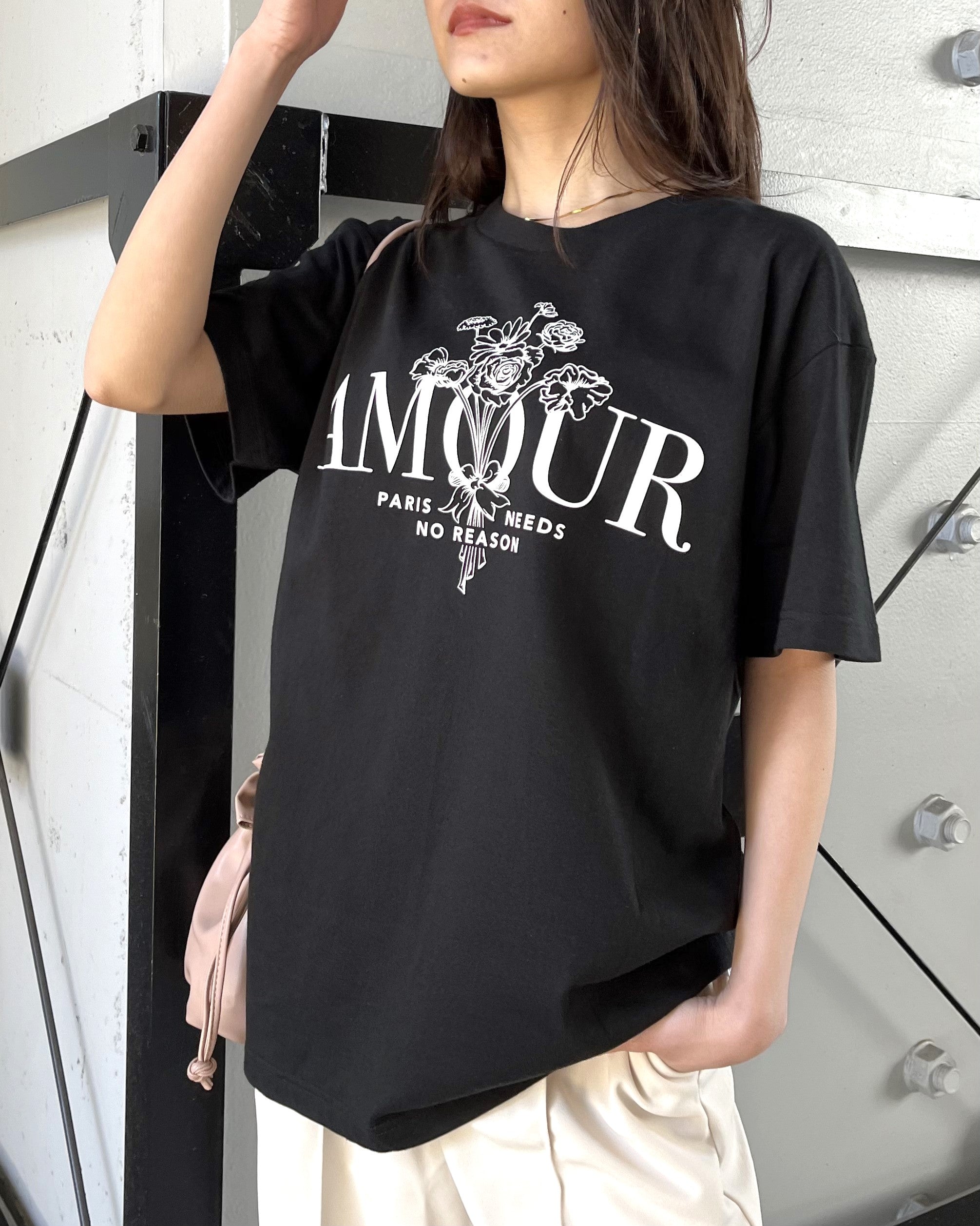スピリトーゾ Spiritoso AMOUR 花柄プリントTシャツ (ブラック) ブラック