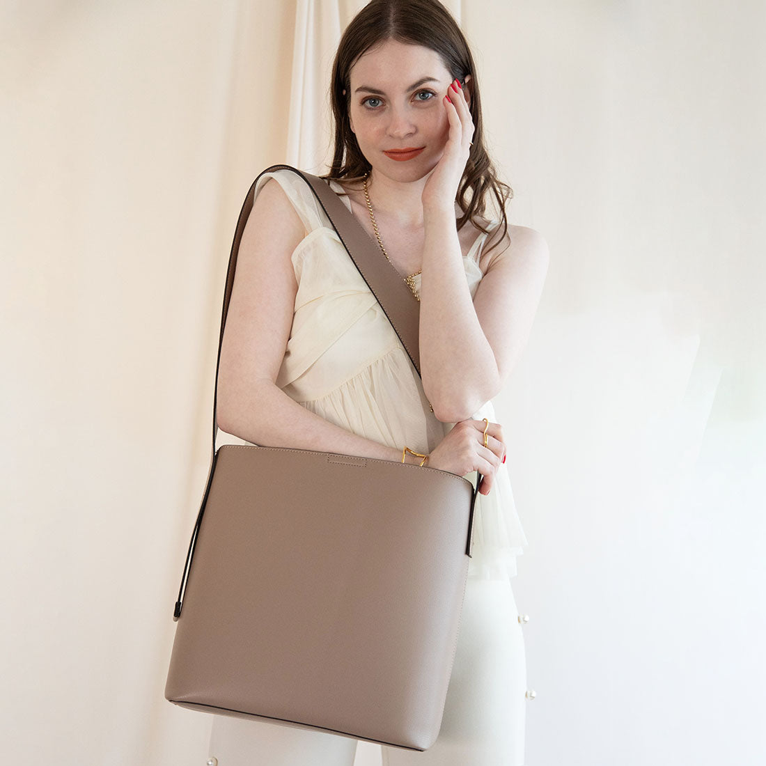 ■TV媒体紹介商品■スタイロ styiro A4以上 ワイドストラップ ビッグトートバッグ ショルダー/ 太ベルト ワンハンドル,トープ