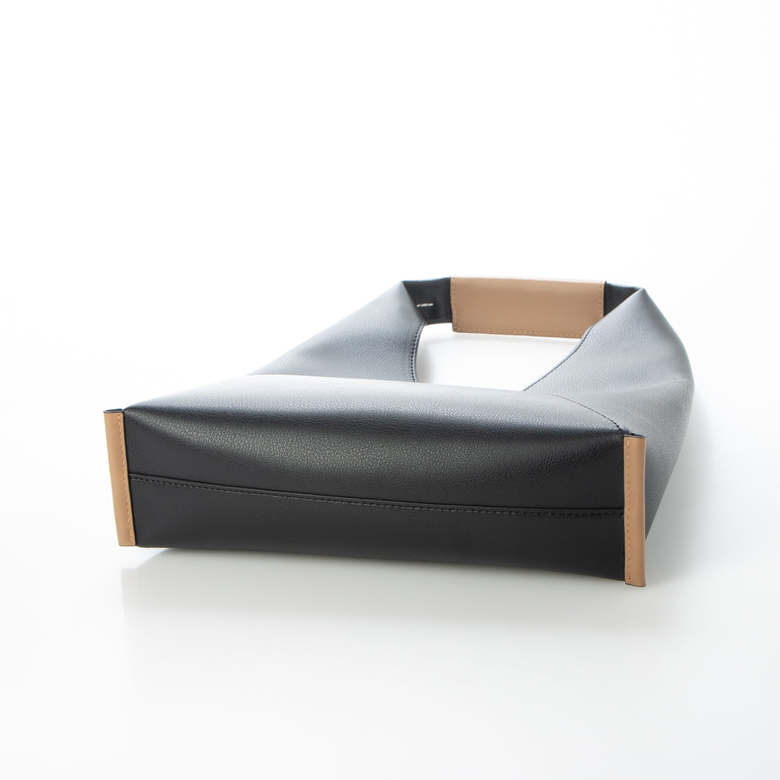 スタイロ styiro カシュクールワンハンドルバッグ