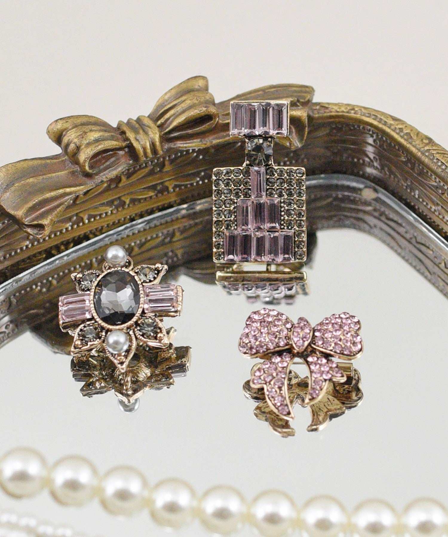 Styiro Antique Bijou Brooch Set