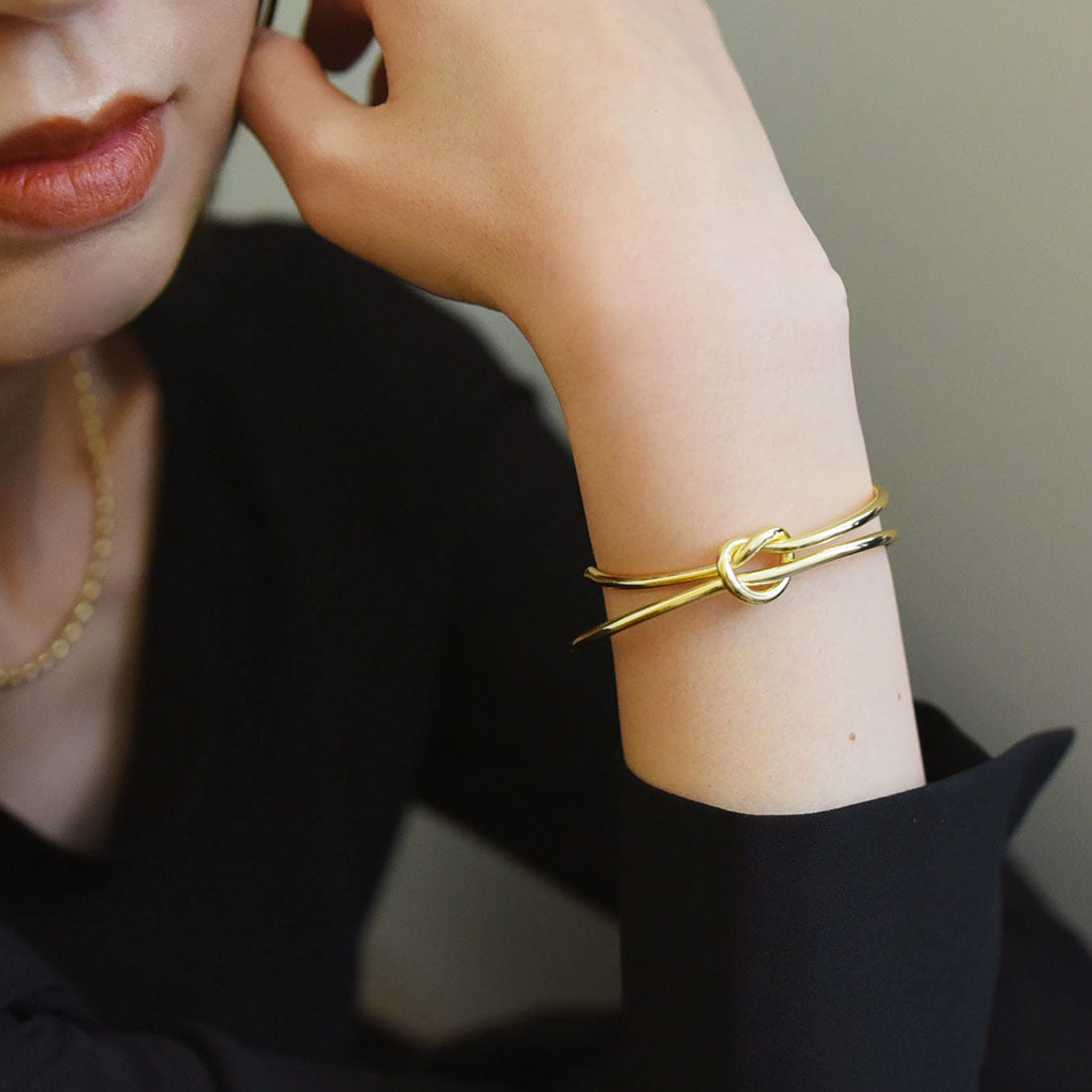 スタイロ styiro ノットメタルバングル(ゴールド) ゴールド