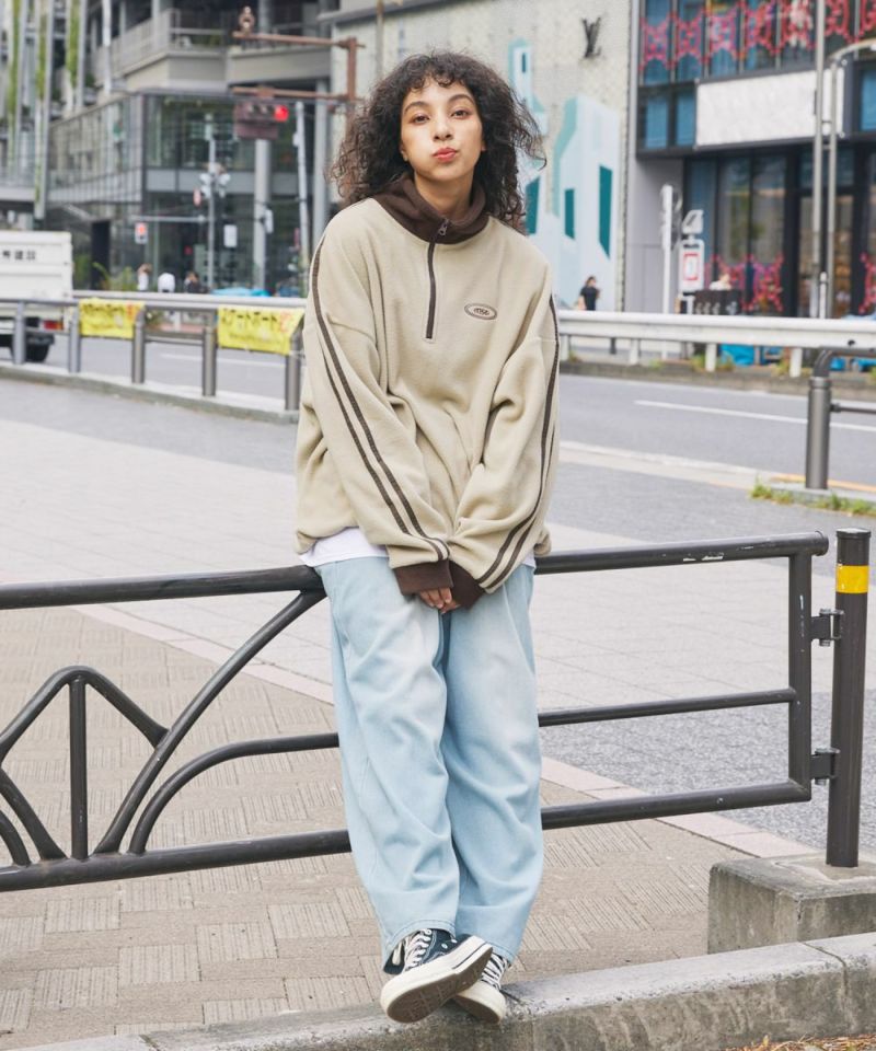 Casual THE CASUAL Oversized Half-Zip Fleece Pullover Color Block Billiard Logo One-Point Embroidery Side Line Track Jacket