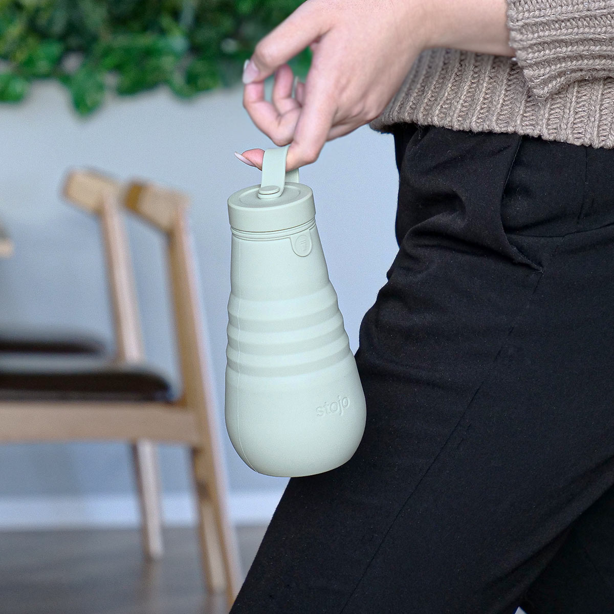 Water Bottle 590ml Screw Dishwasher Microwave Safe 【Non-returnable item】