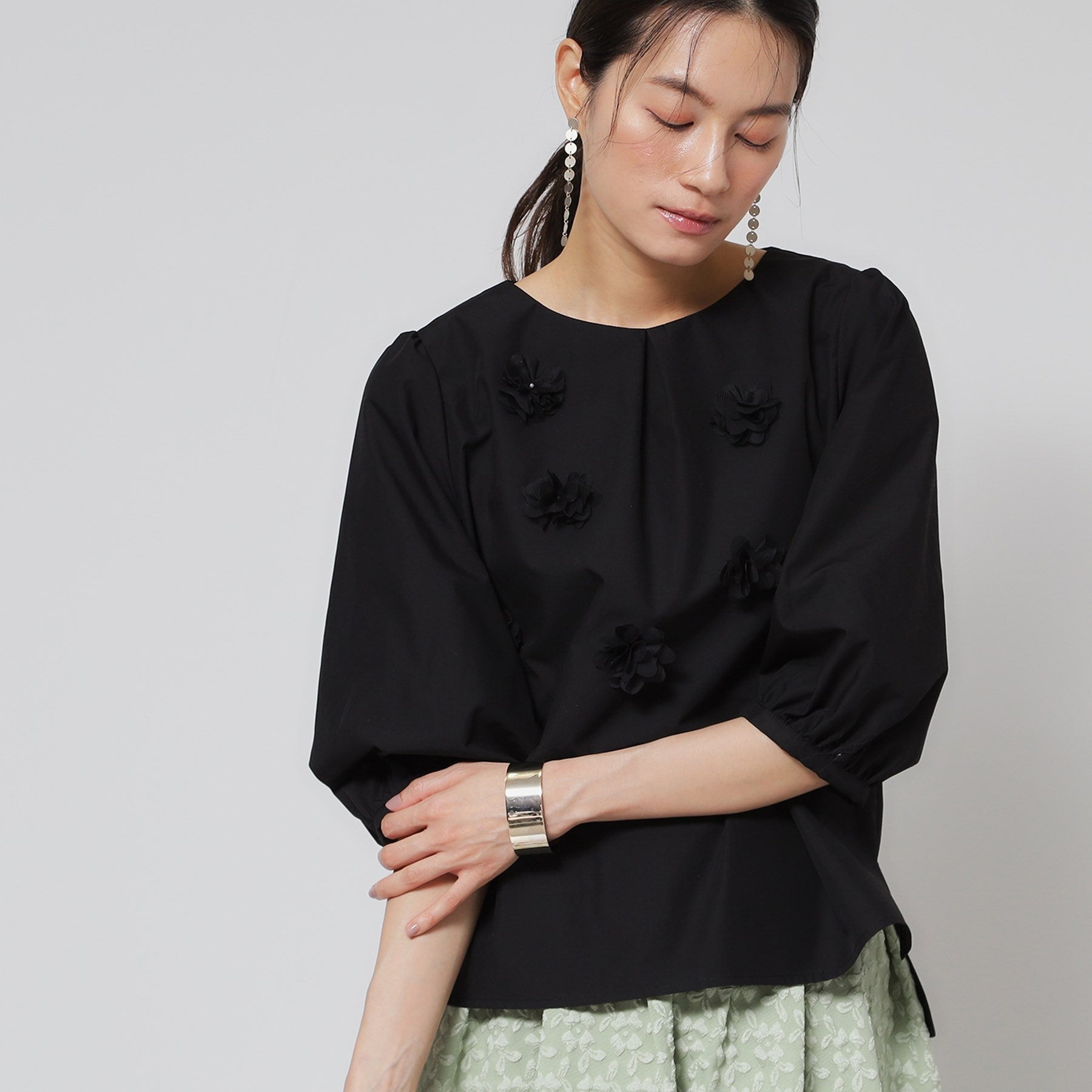 スーナウーナ SunaUna 【ハンドクラフト/フラワーモチーフ】パフスリーブブラウス (ピンク(071)) ピンク(071)