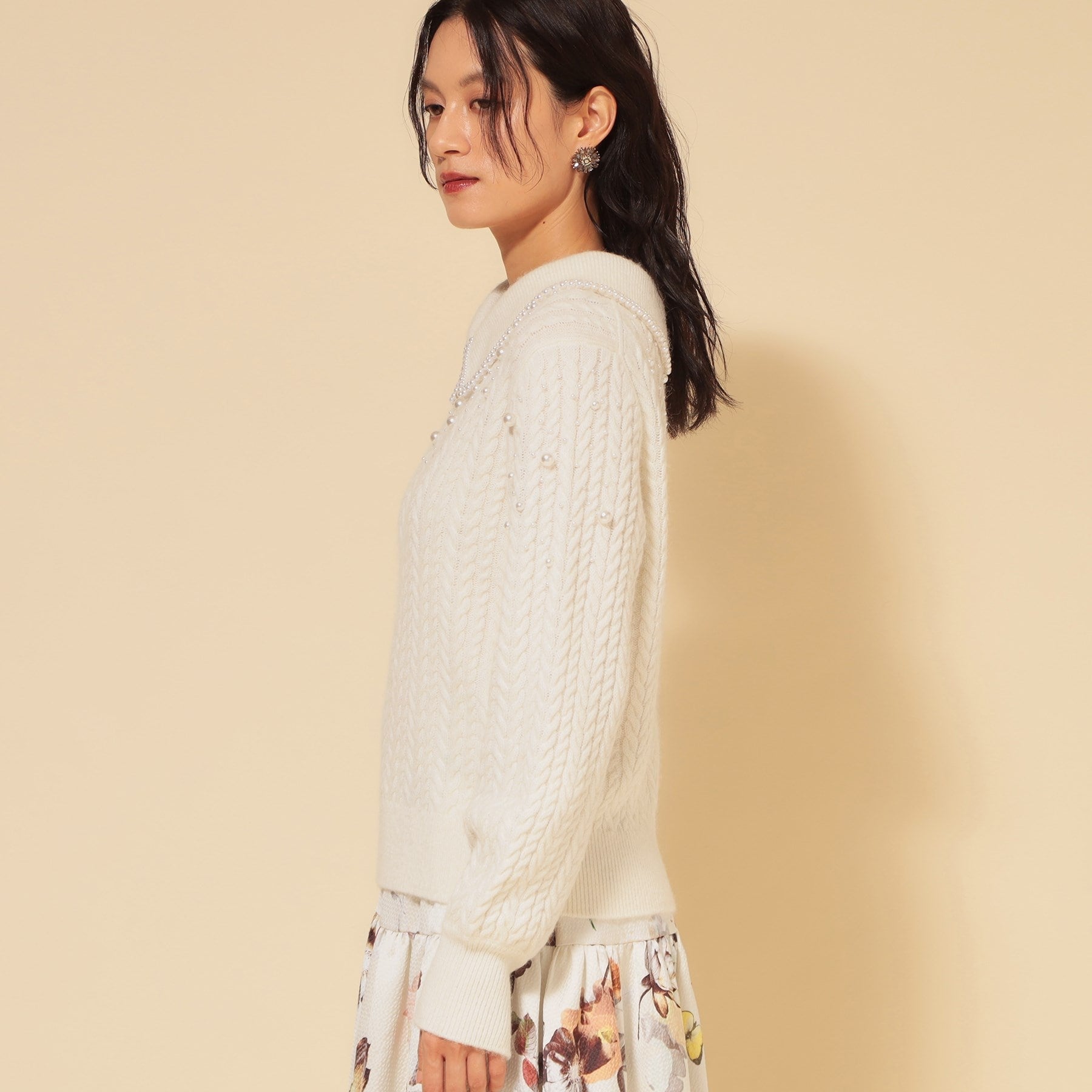 スーナウーナ SunaUna 【COLLECTION LINE】衿付きパール調ニット (ブラック(019)) ブラック(019)