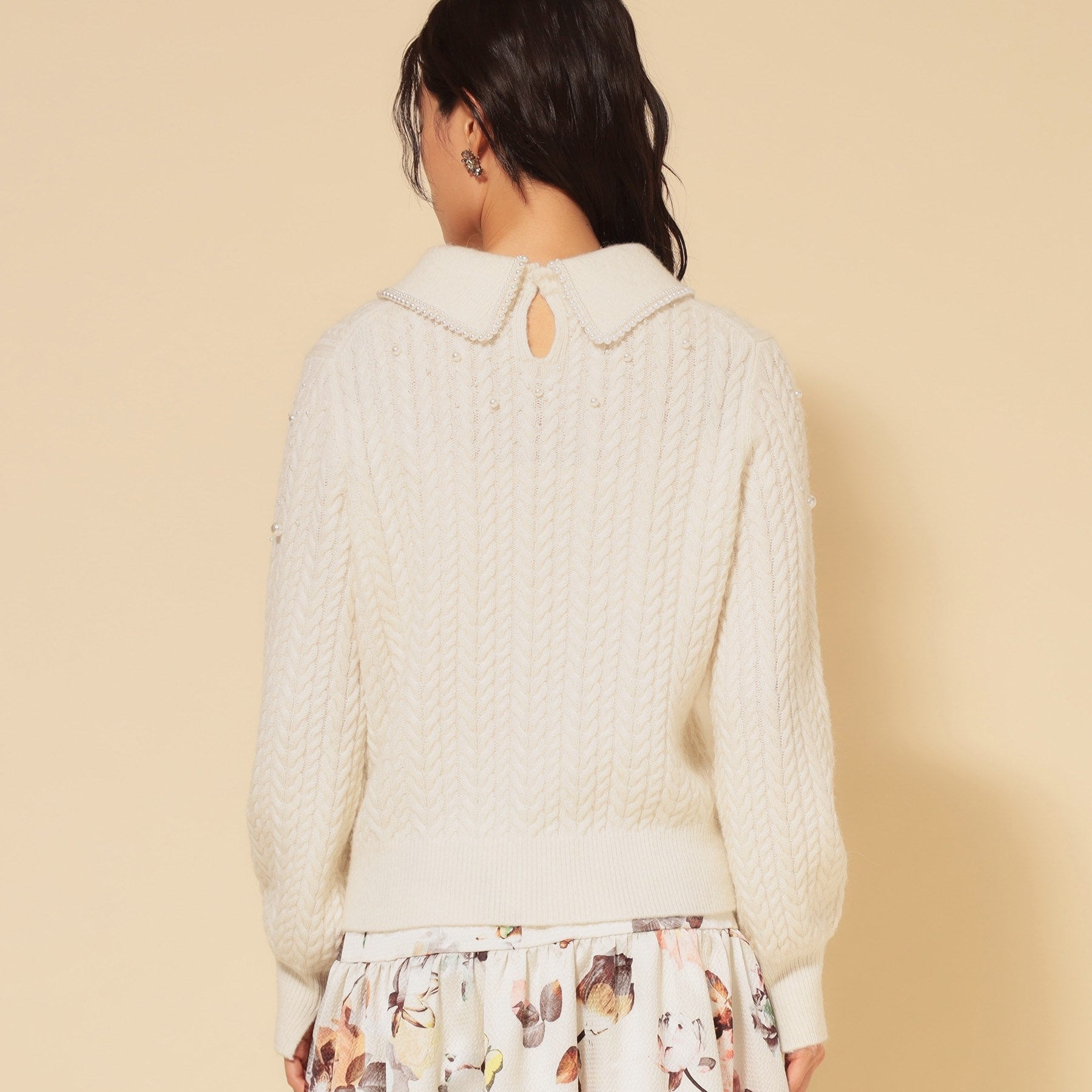 スーナウーナ SunaUna 【COLLECTION LINE】衿付きパール調ニット (ブラック(019)) ブラック(019)