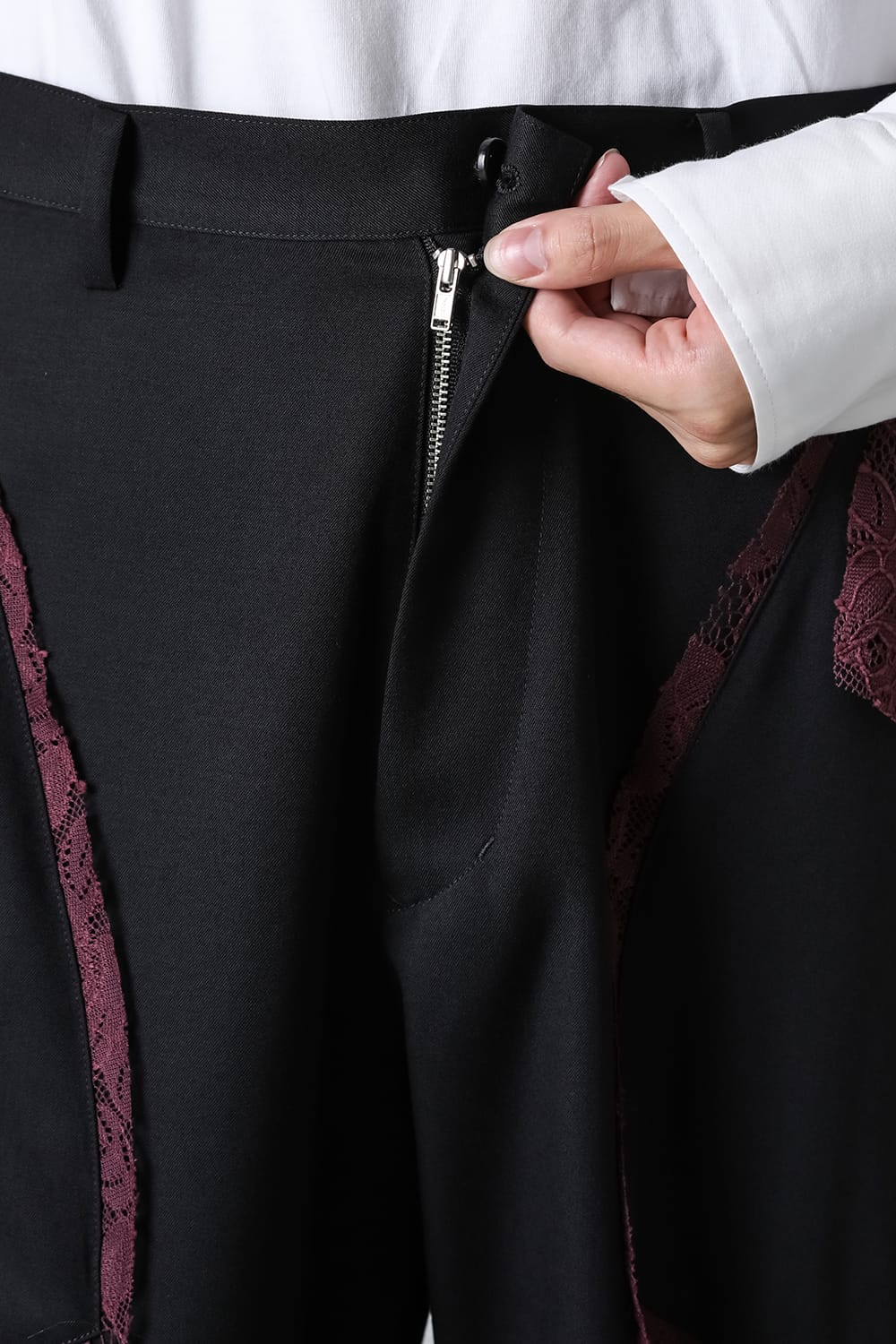 サルバム sulvam Gavadine Lace Straight Pants