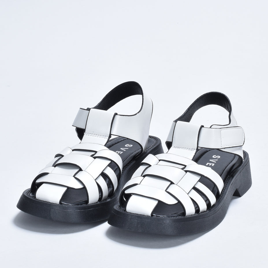 シュベック SVEC グルカサンダル