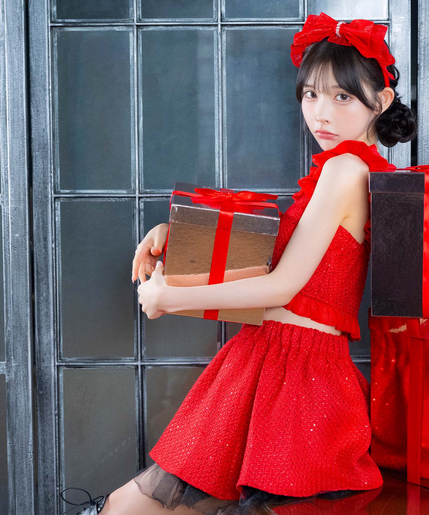 Tika Santa Cos 3-piece set Frill shoulder bust lace-up design tweed glitter separate flare skirt Santa cosplay dress 【Non-returnable item】