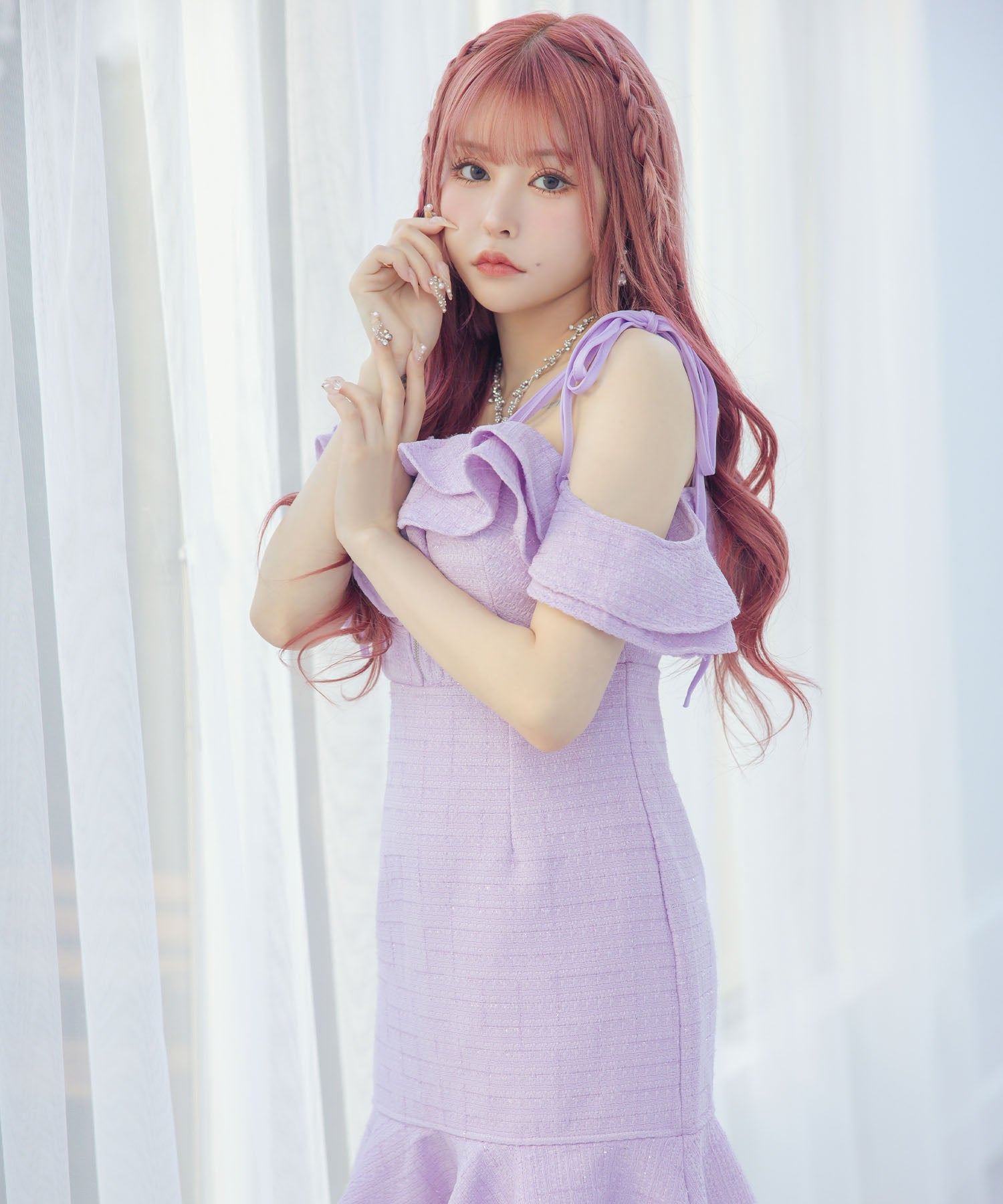 ティカ Tika キャバドレス リボンショルダー胸元フリルジップツイード肩あきタイトミニドレス