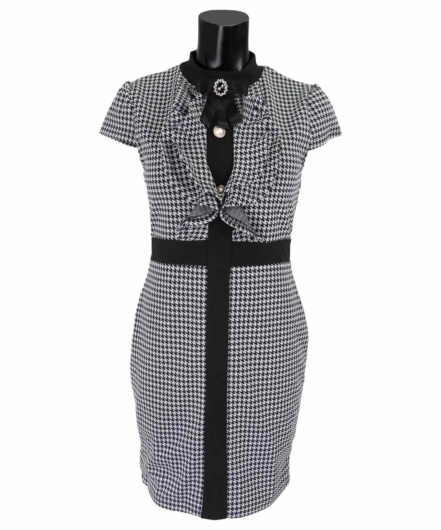 ティカ Tika キャバドレス ブローチ付き千鳥格子柄パールボタン胸元フリルタイトミニ半袖ドレス