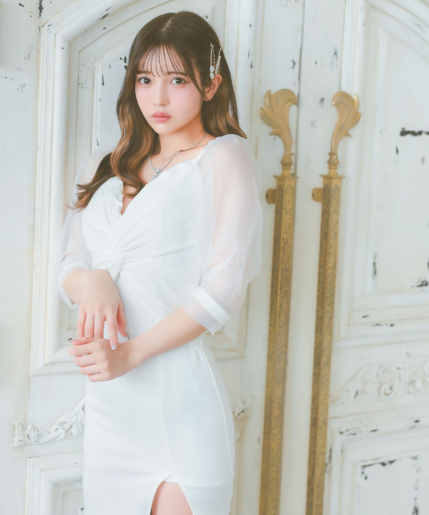 ティカ Tika キャバドレス 袖ありシアーパフスリーブツイストネックストレッチスリットタイトロングドレス (Sサイズ~XXLサイズ) (ホワイト) ホワイト