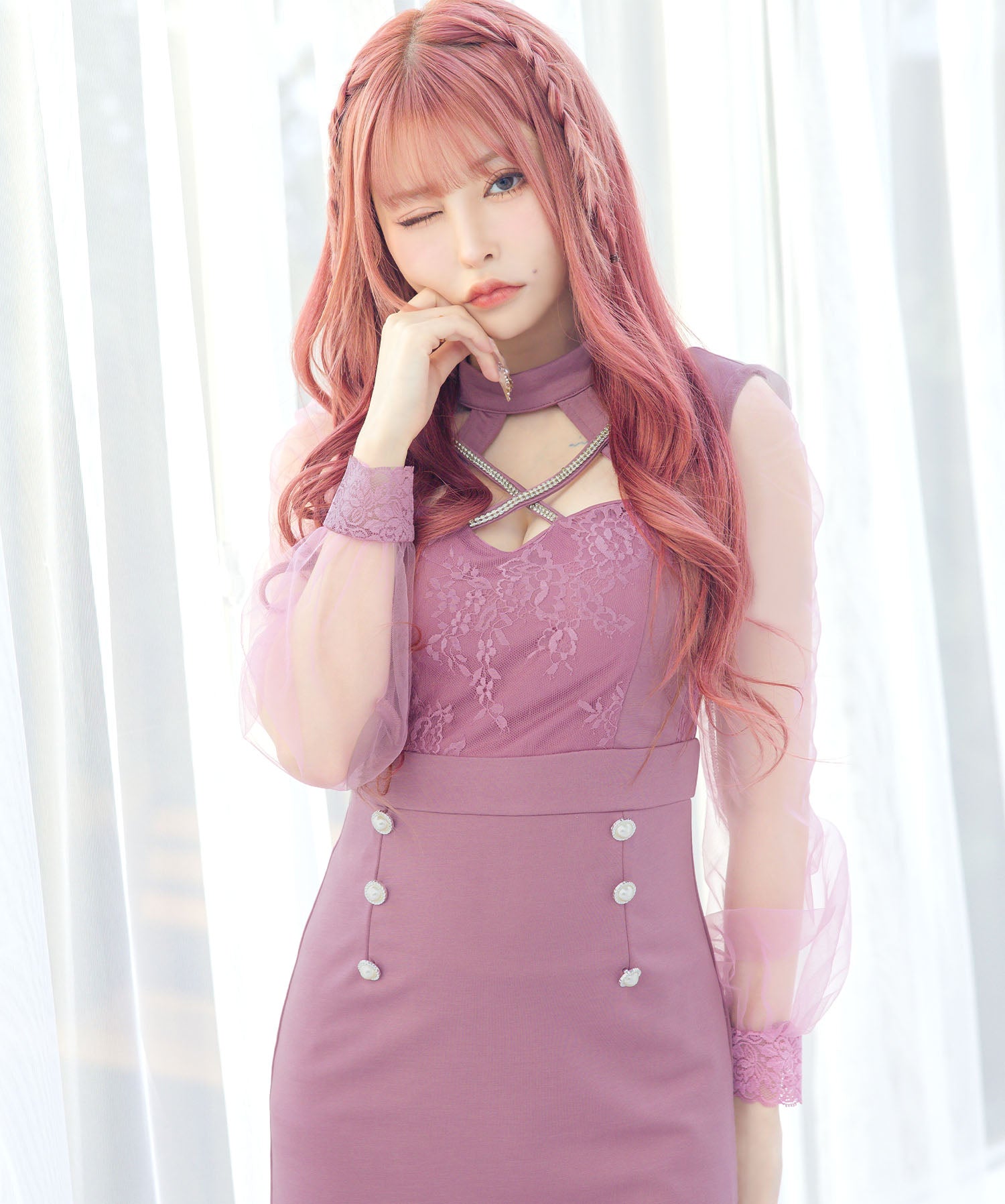 蒂卡 Tika 長袖透明切換交叉領飾珠雙扣緊身迷你裙